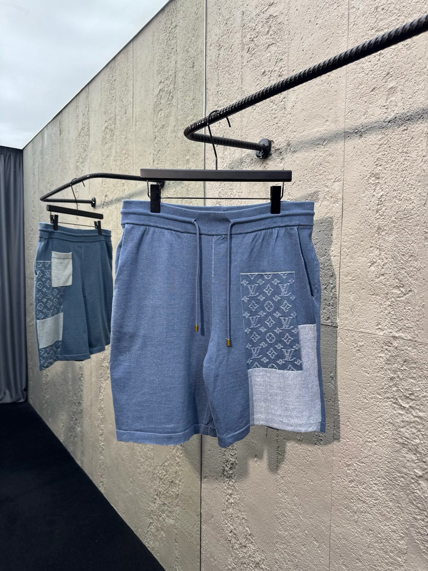 Blue Short