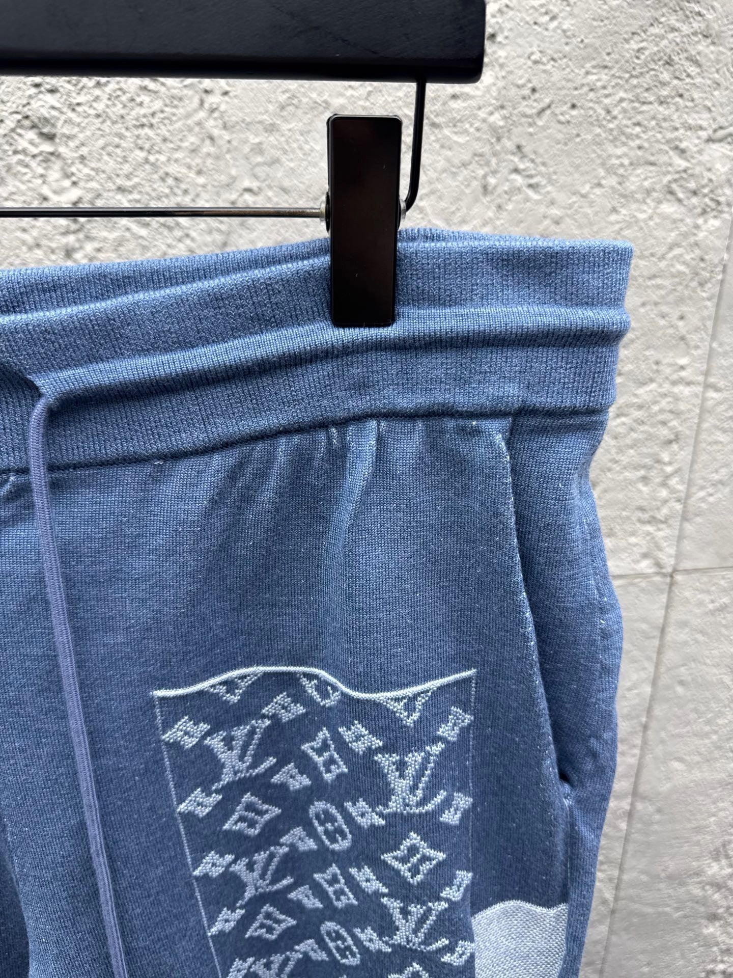 Blue Short