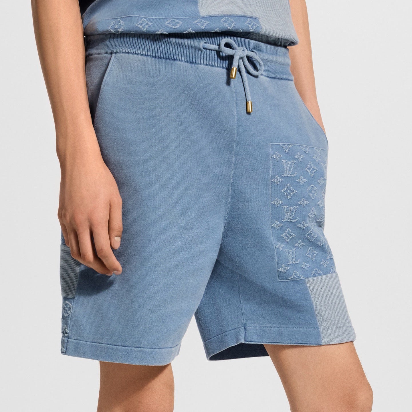 Blue Short