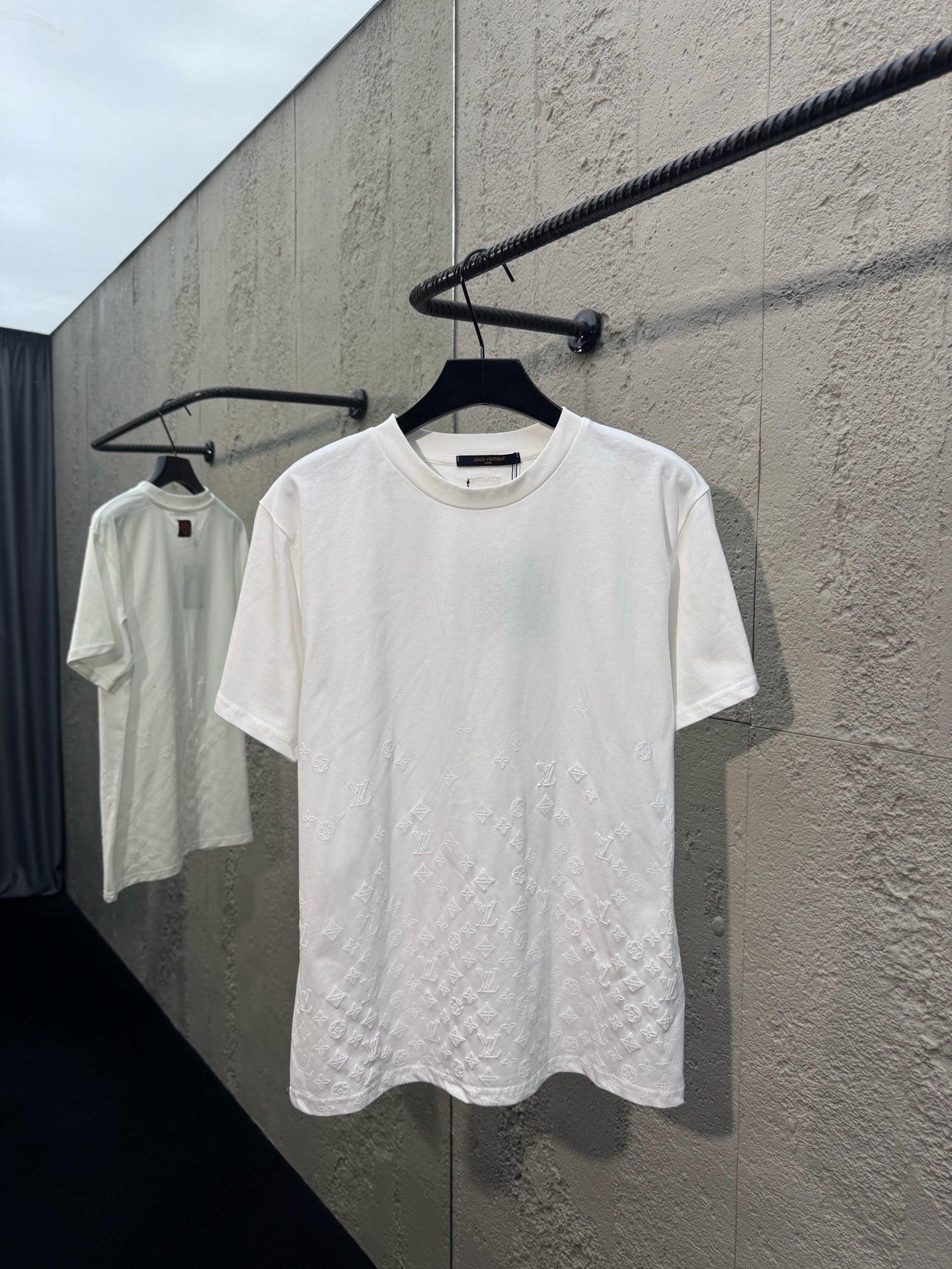 White T-shirt