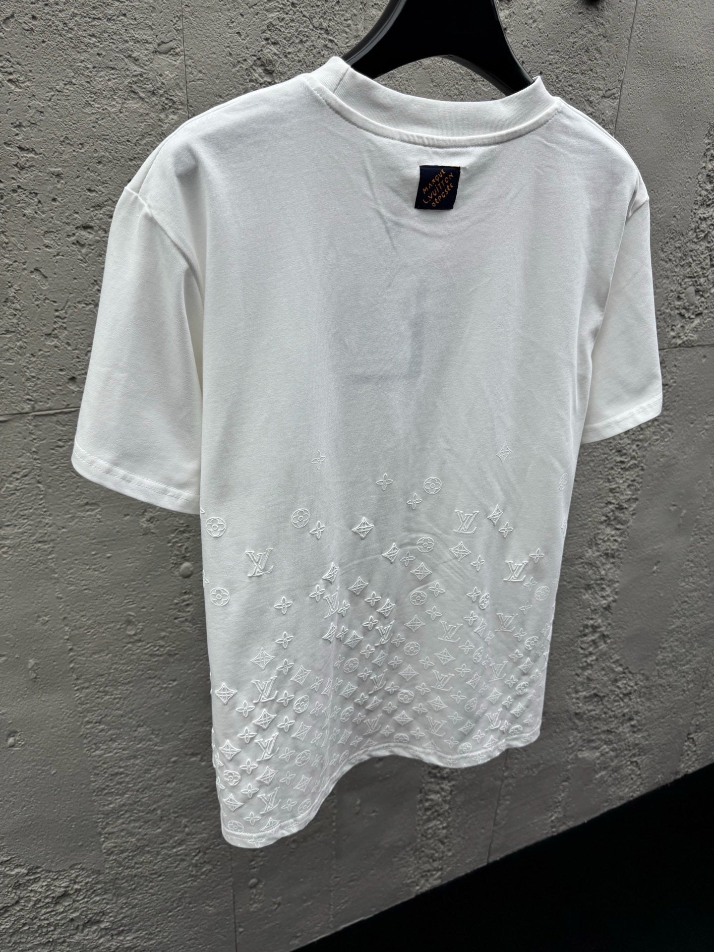 White T-shirt
