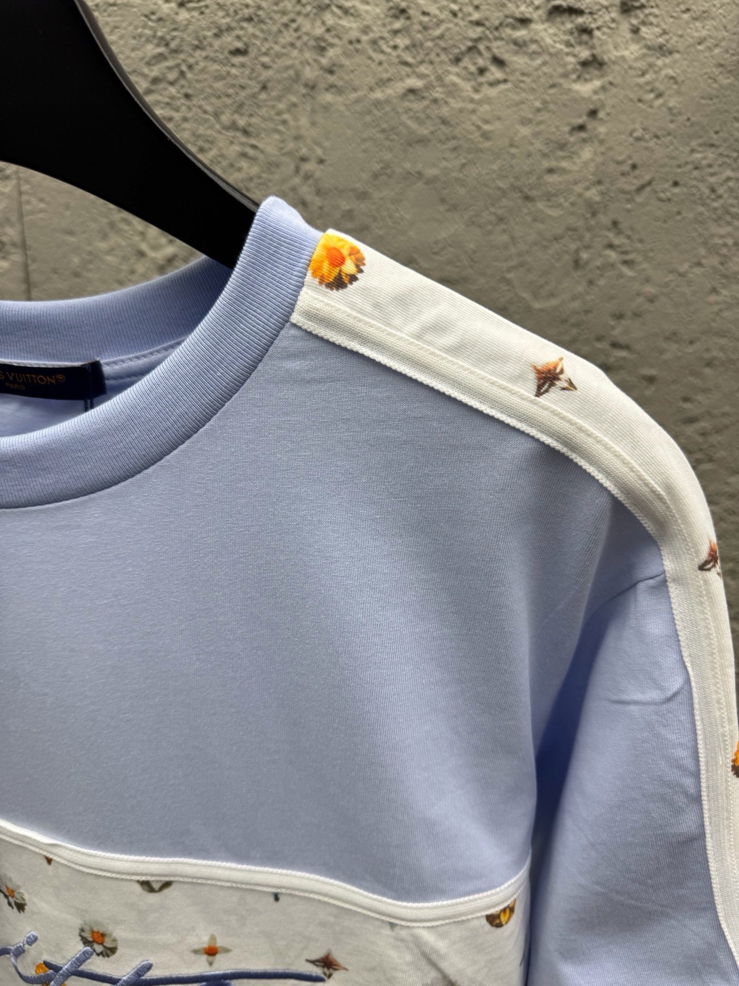 White blue T-shirt