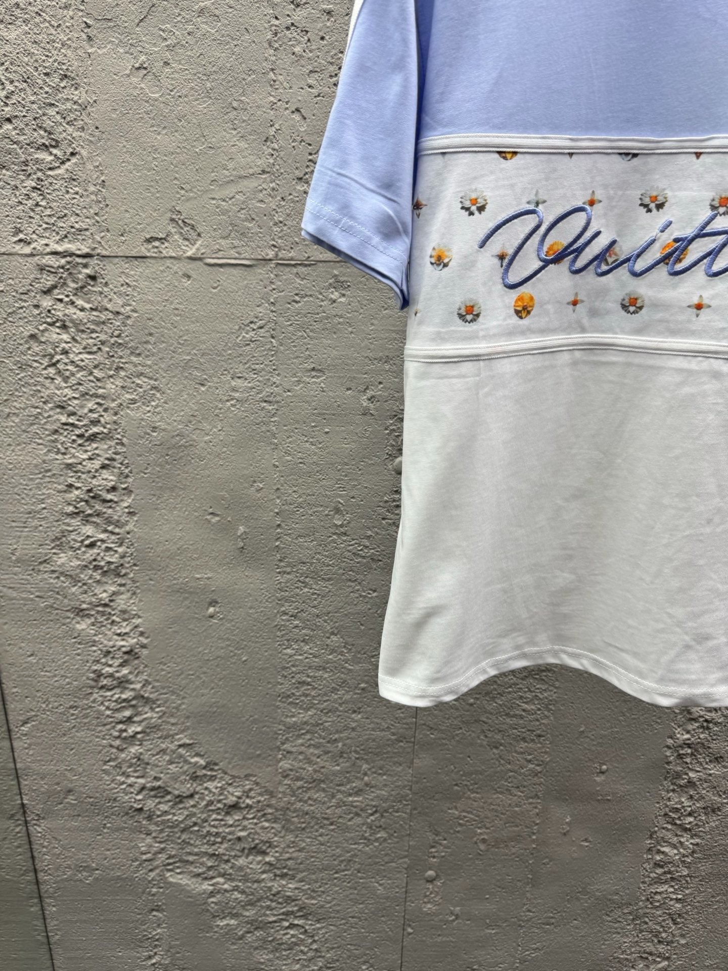 White blue T-shirt