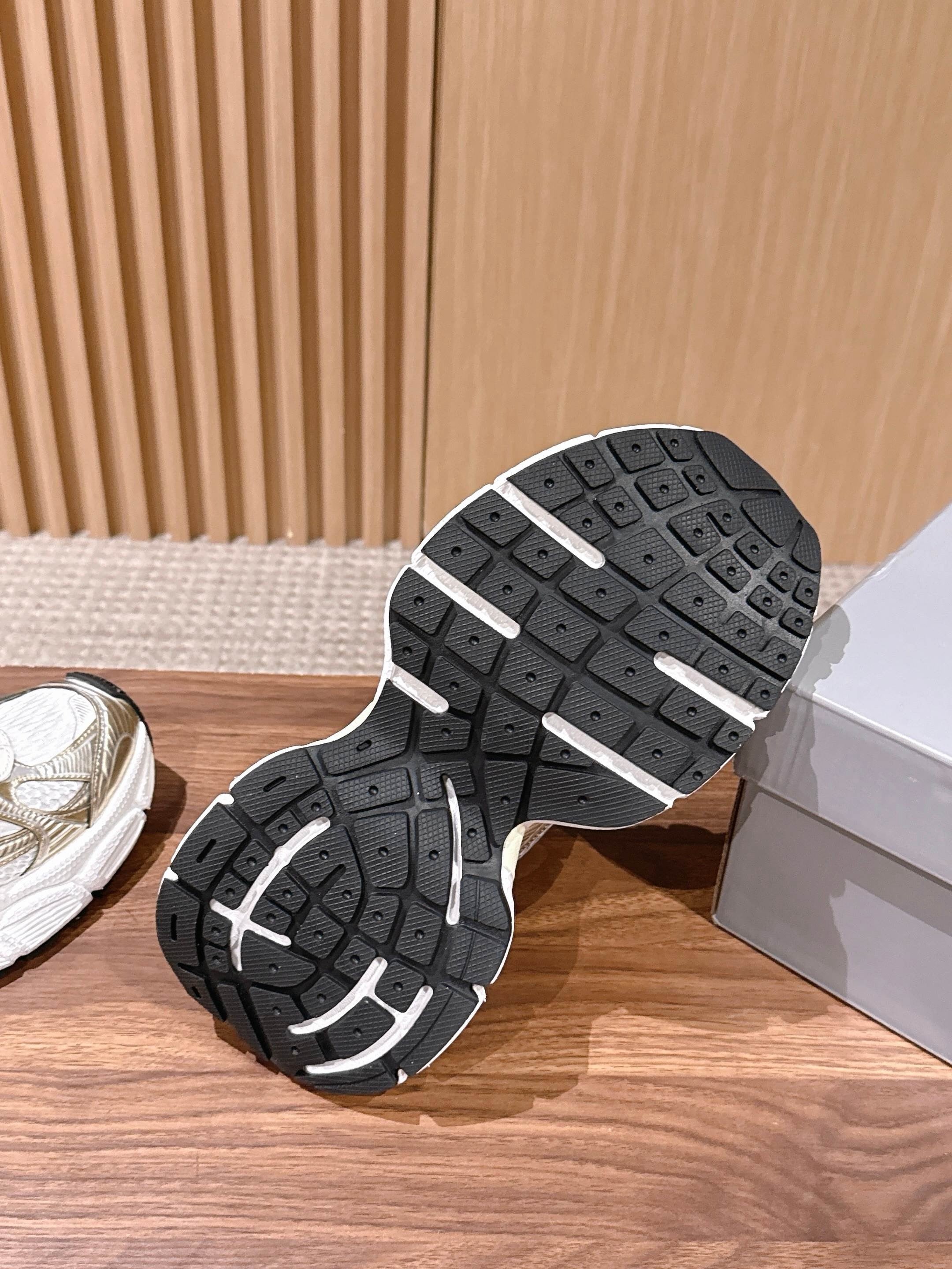 Multi-color Shoes