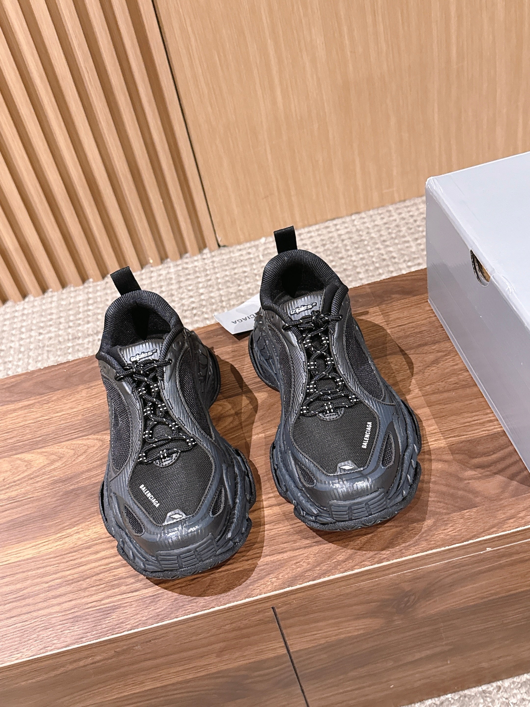 Black Shoes