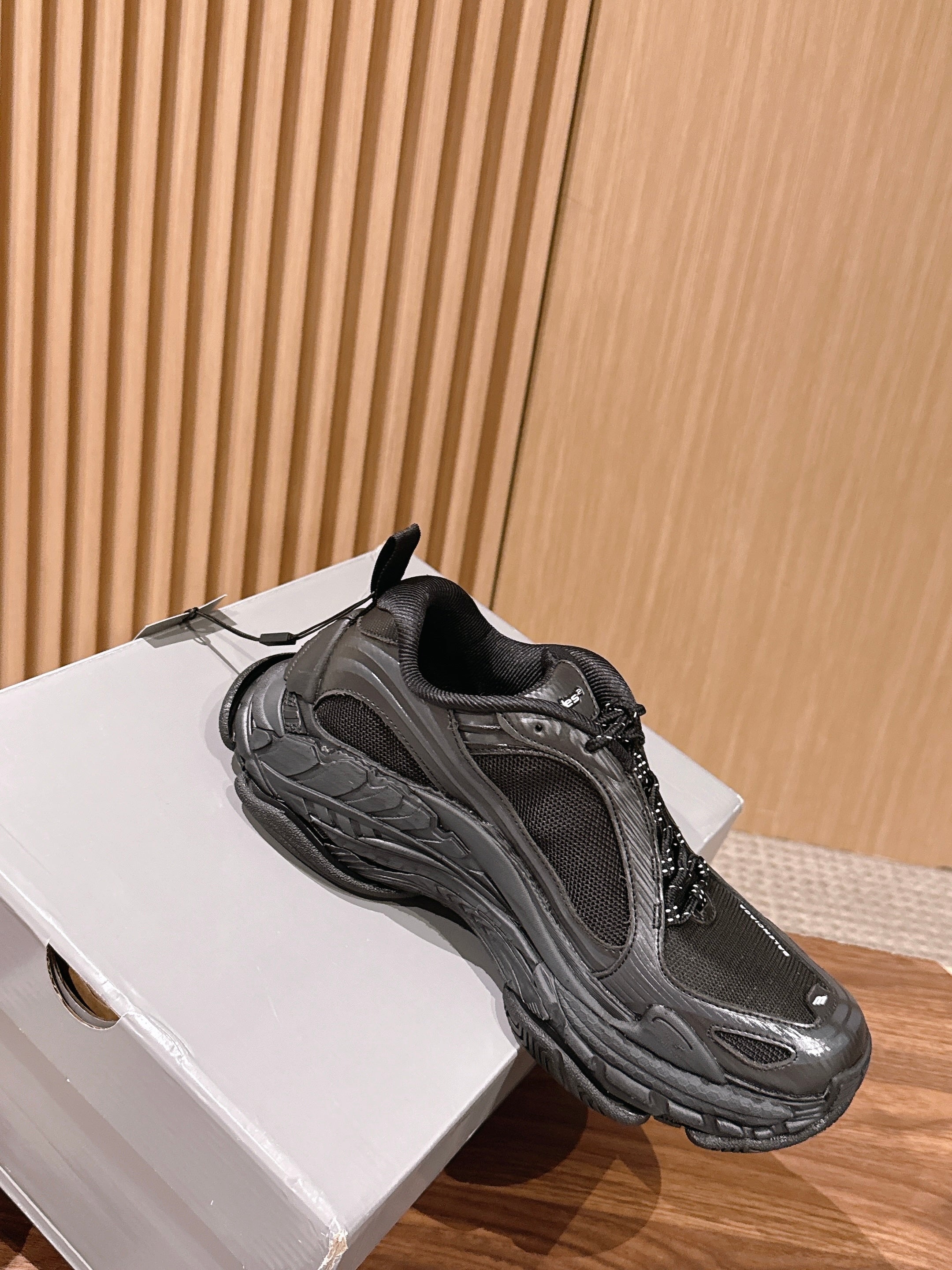 Black Shoes