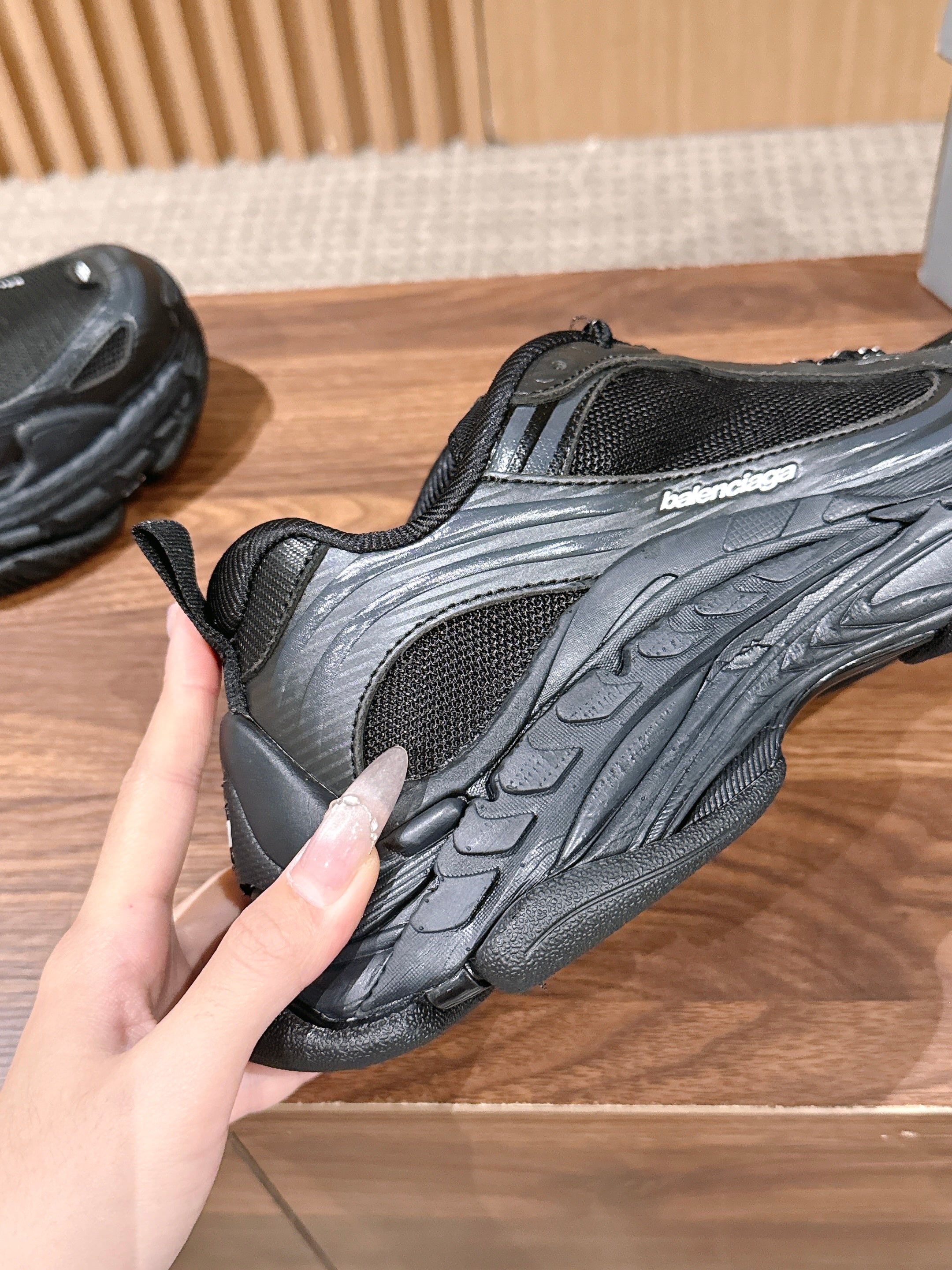 Black Shoes