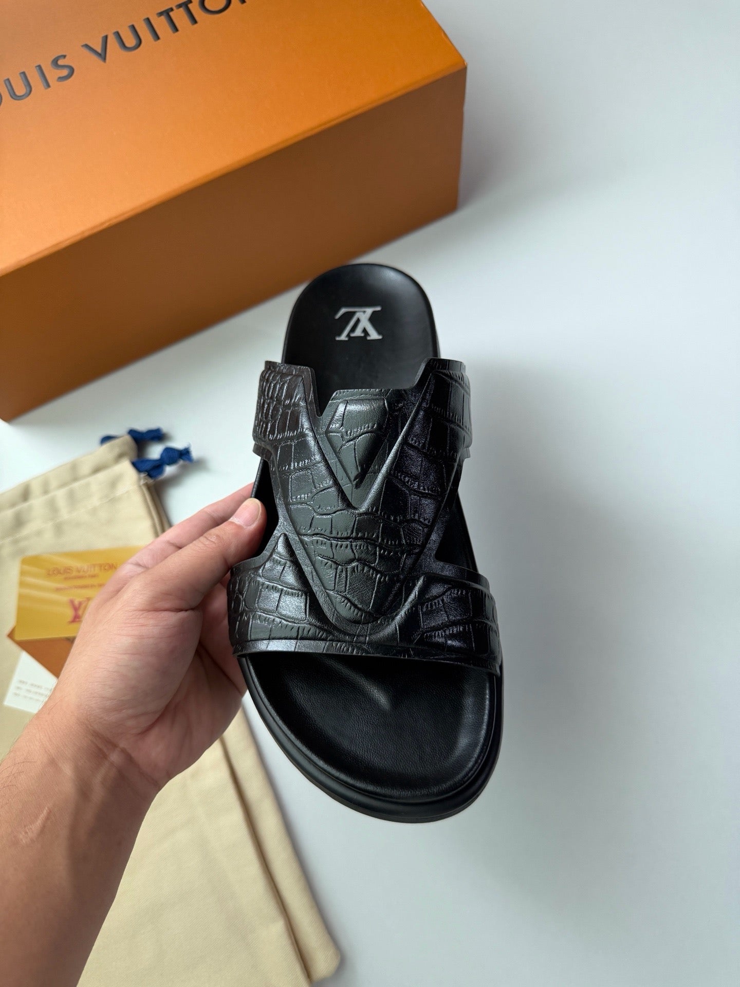 Black Shoes