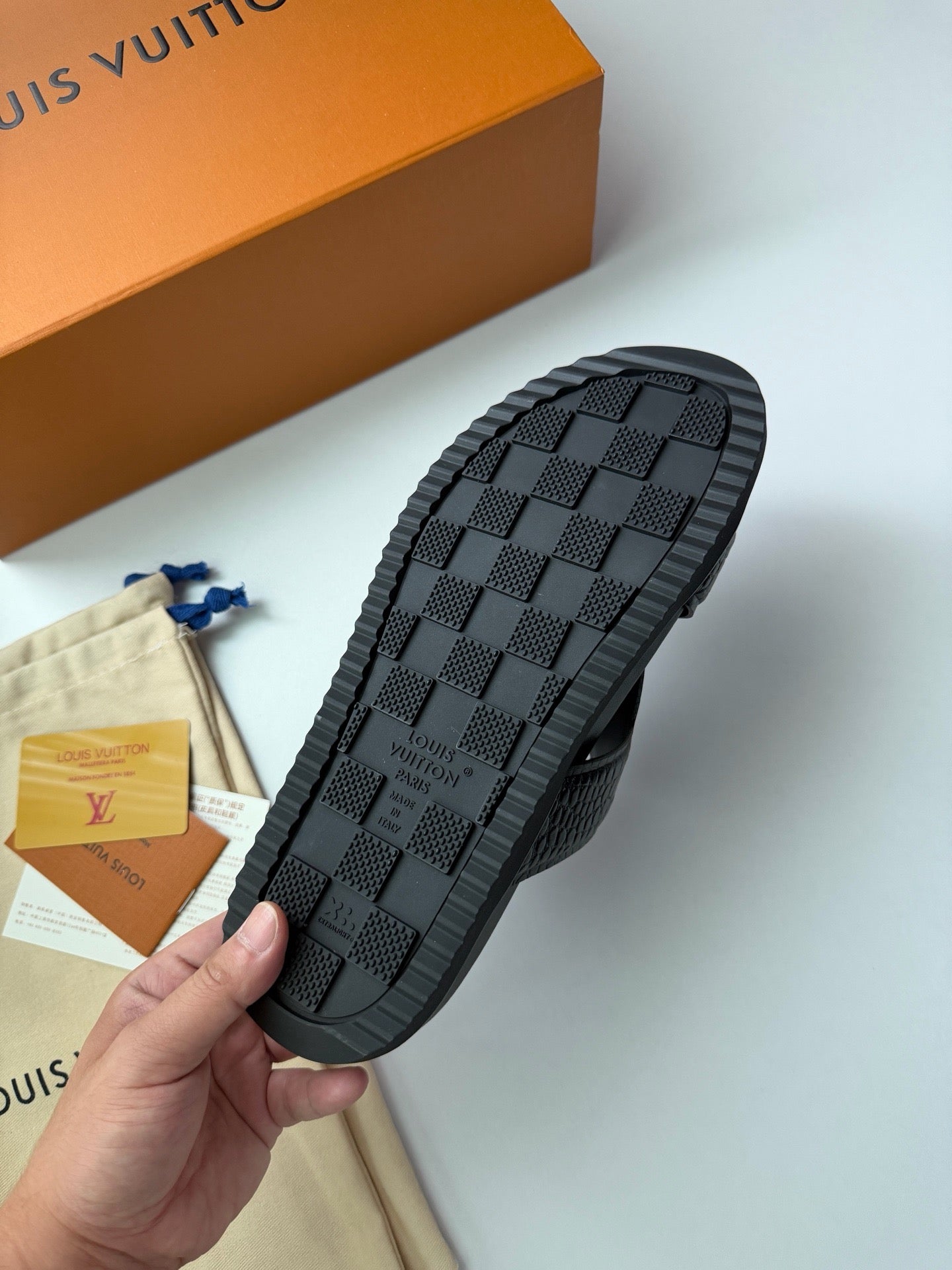 Black Shoes