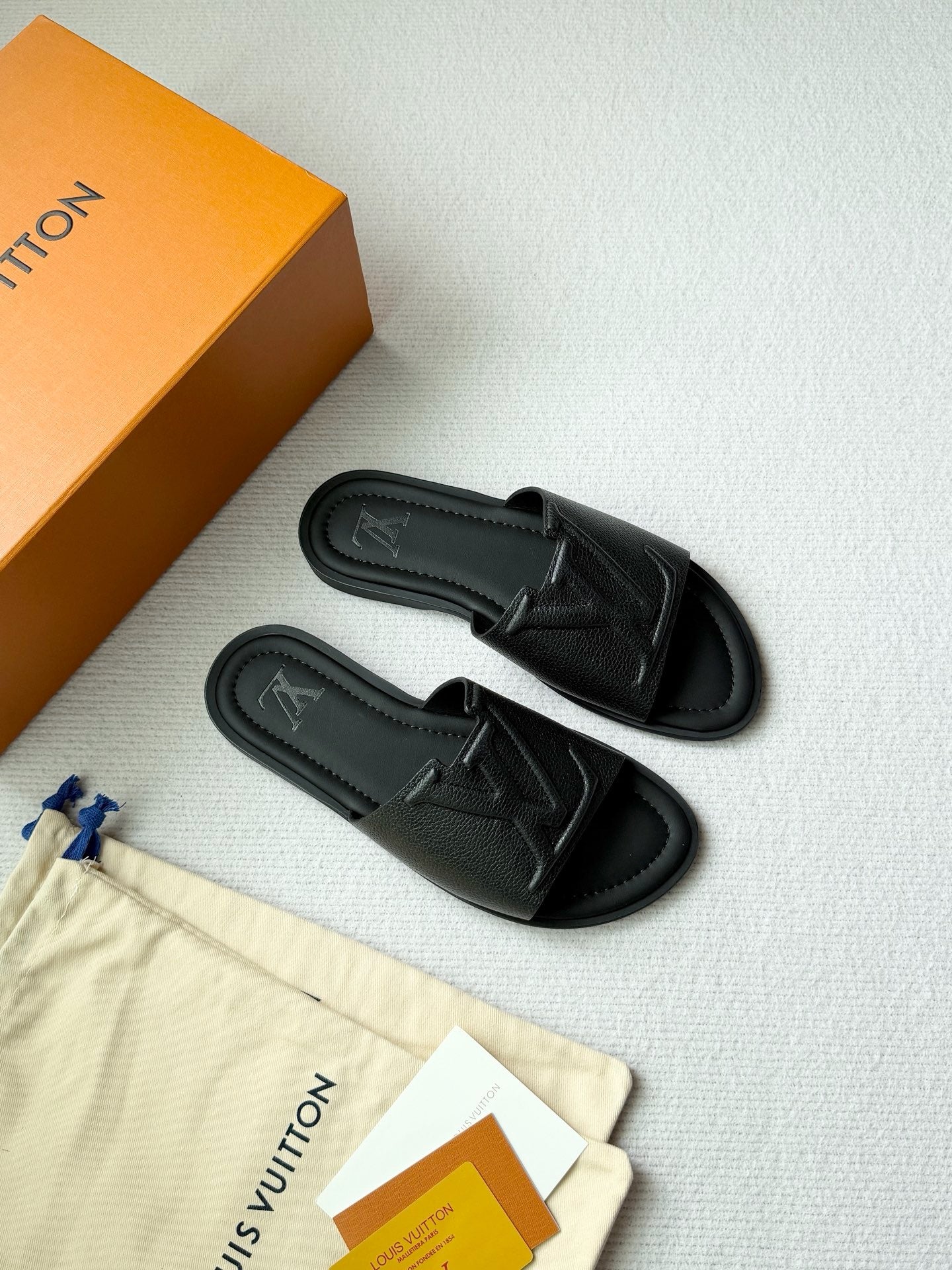 Black Shoes