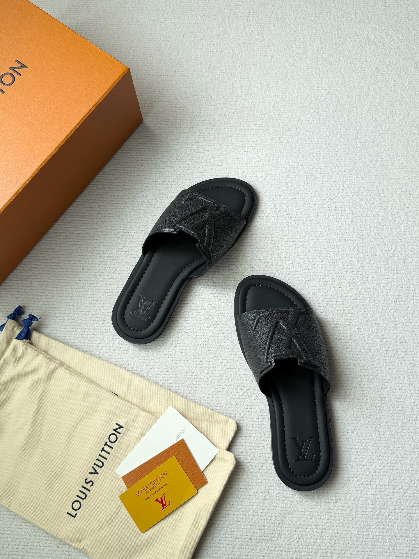 Black Shoes
