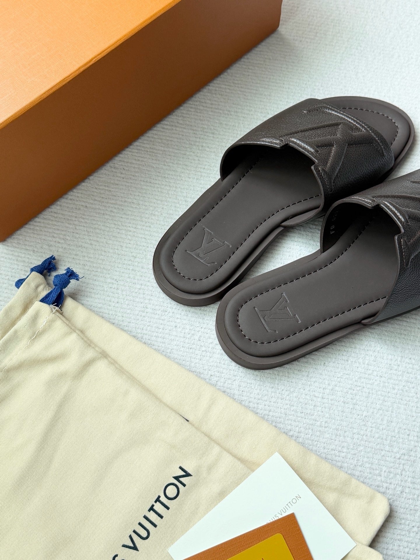 Black Shoes
