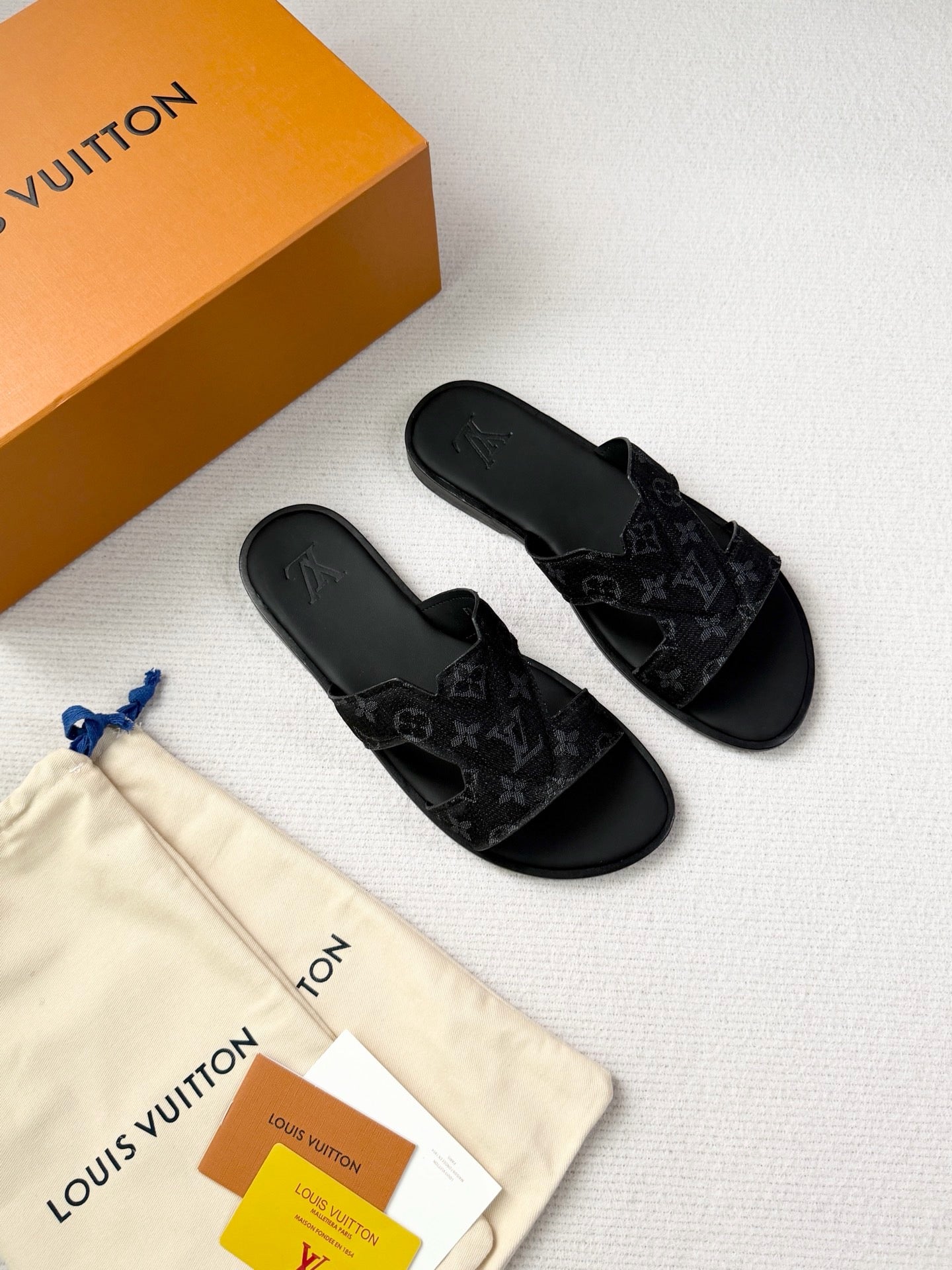 Black Shoes
