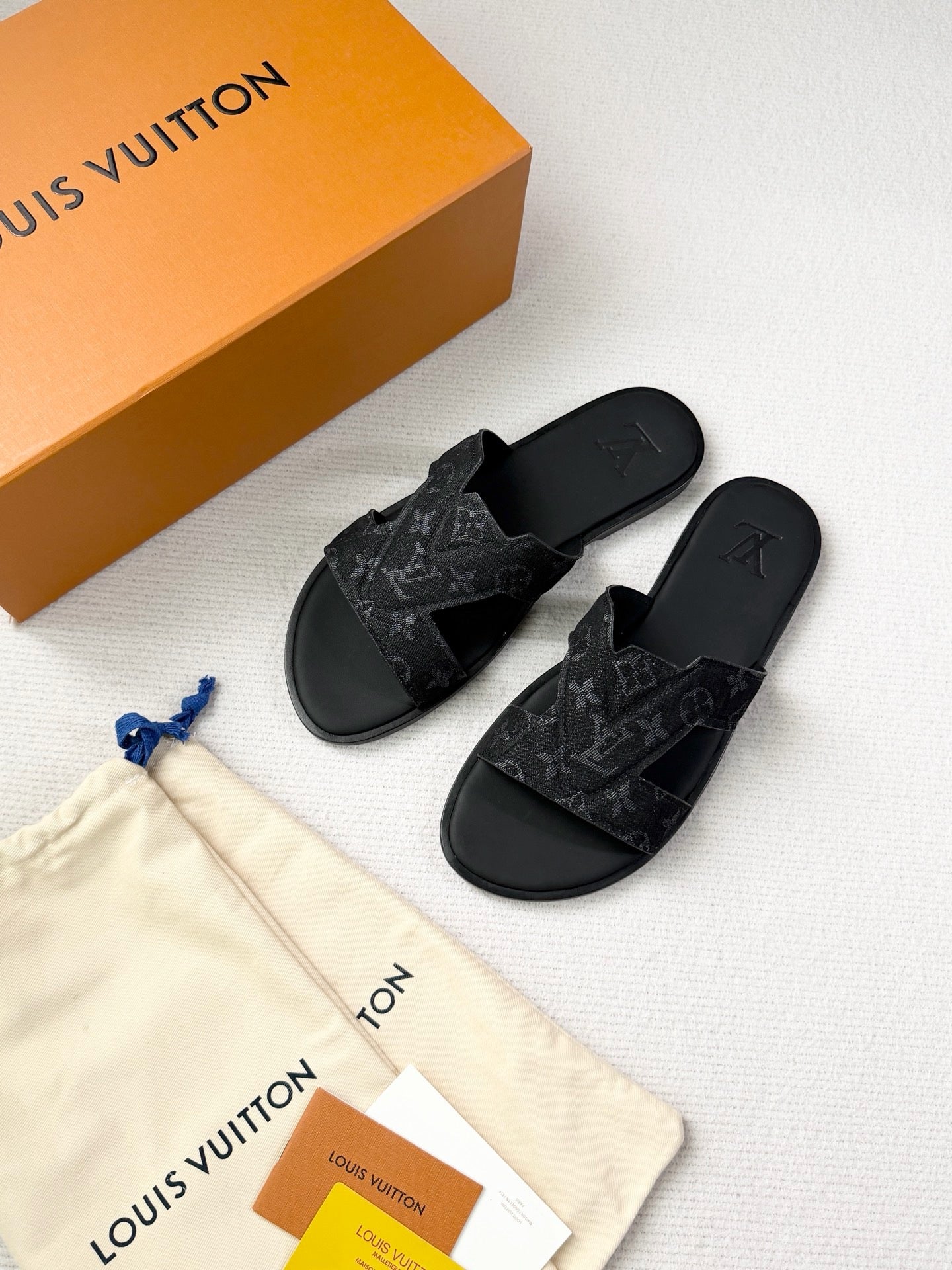 Black Shoes