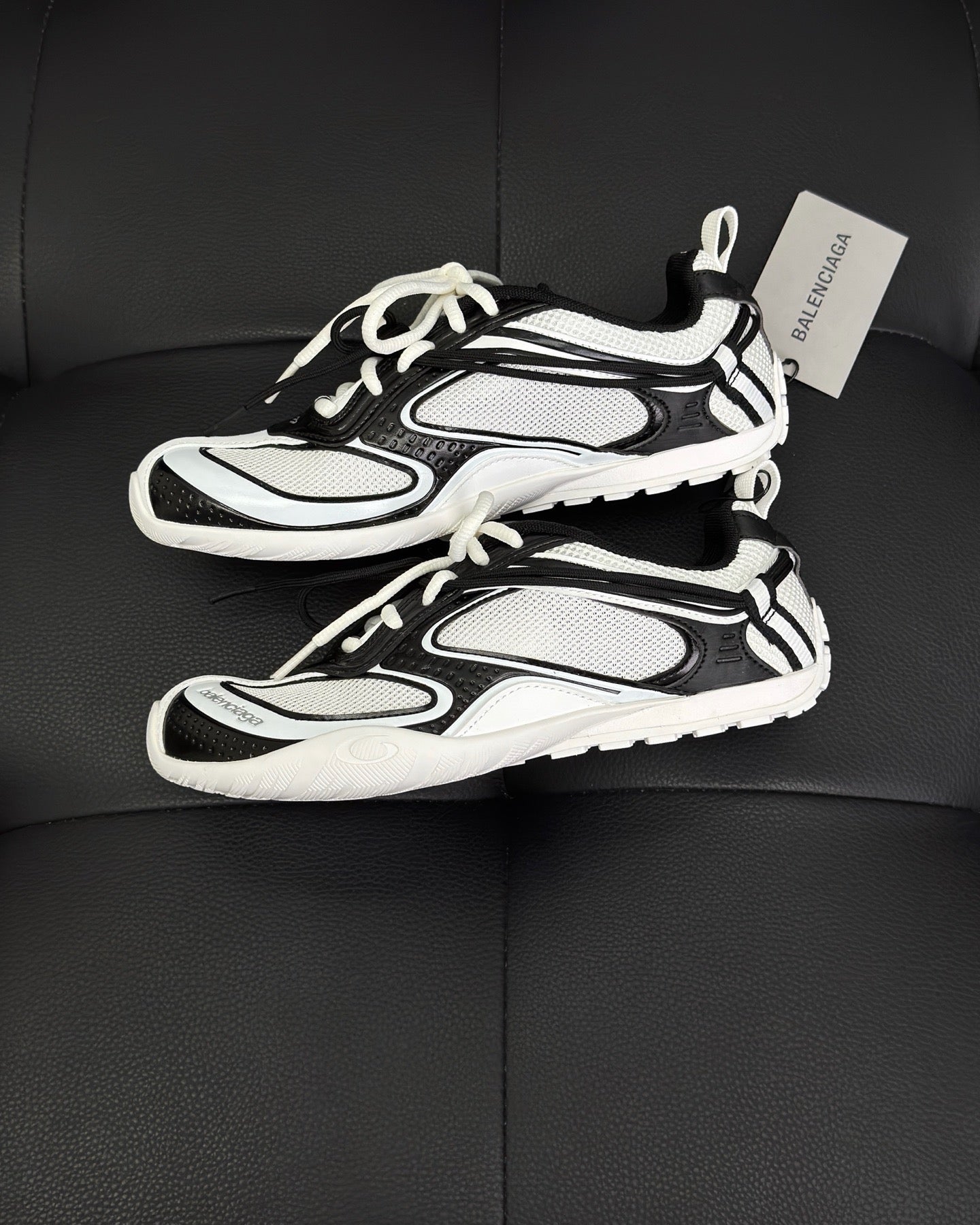 Black white Shoes