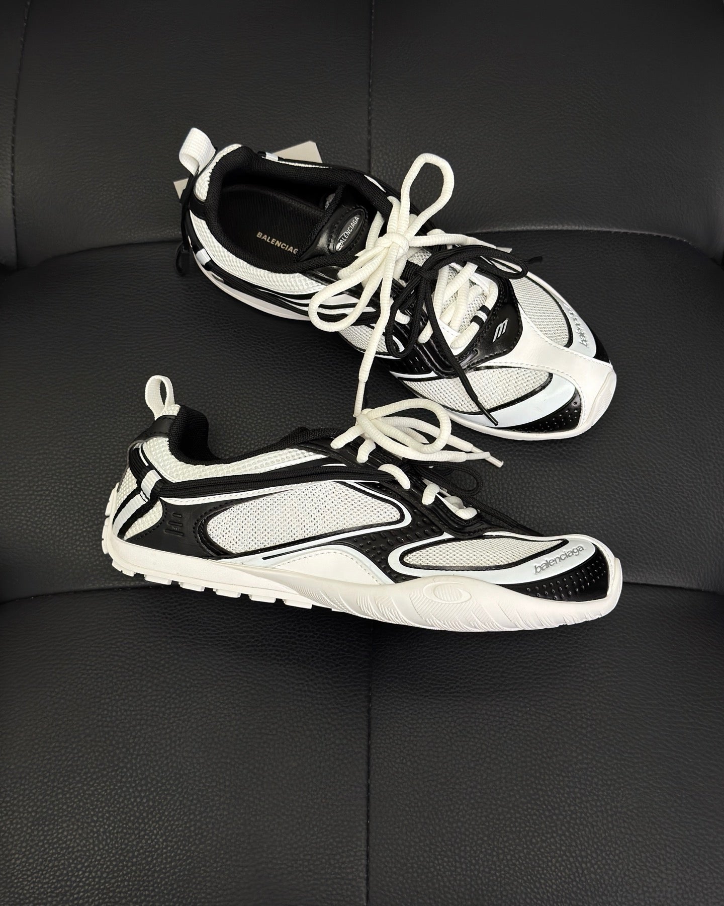 Black white Shoes