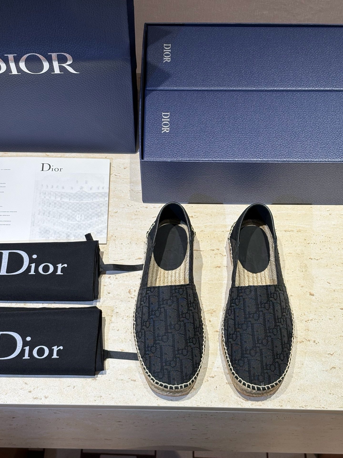 Black Shoes