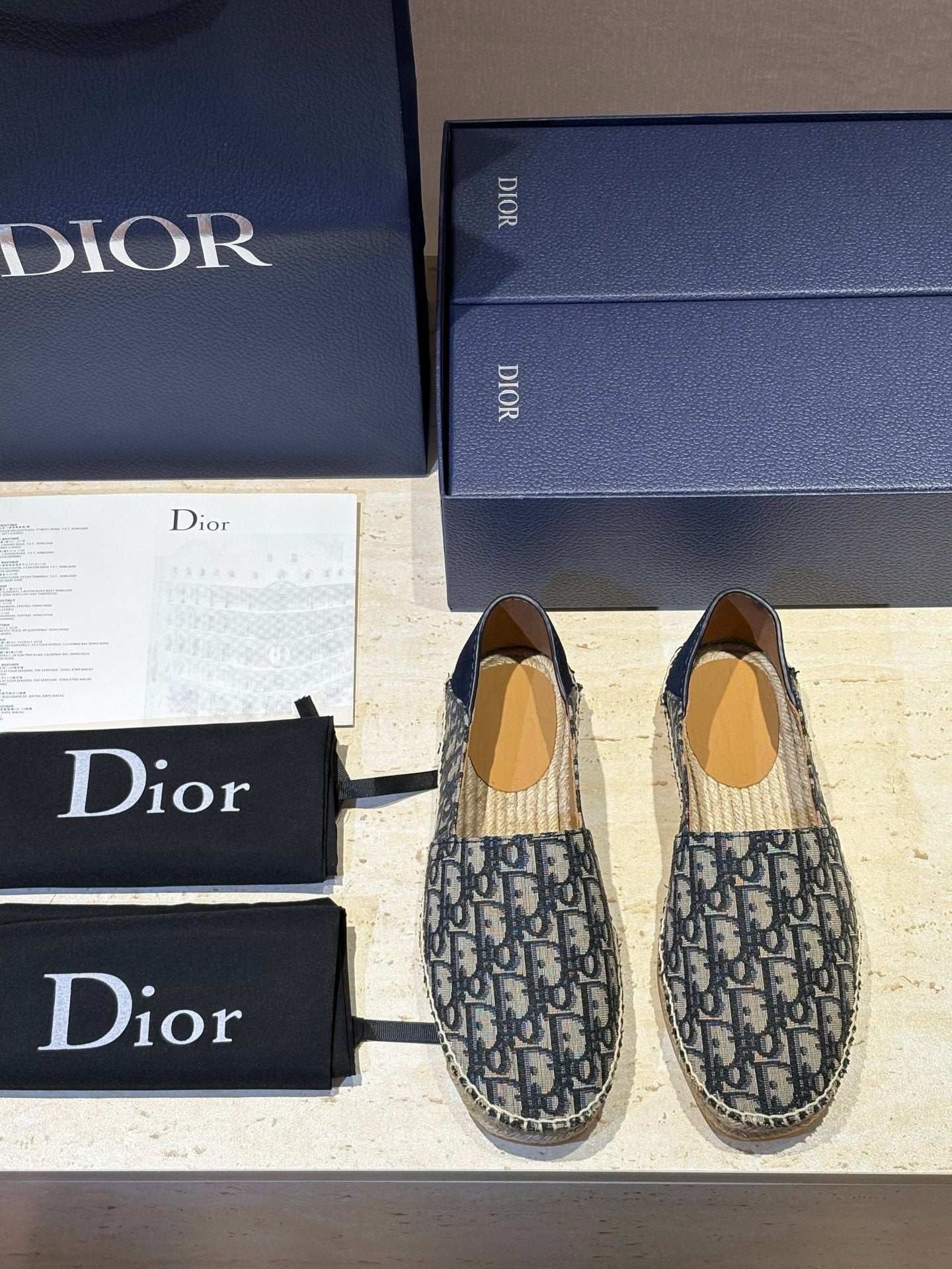 Black Shoes