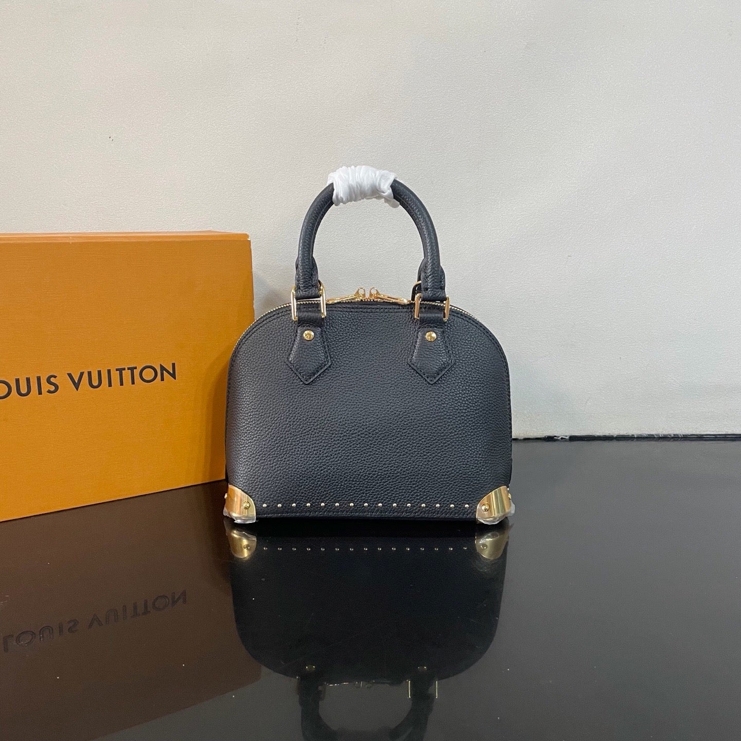 Black and Brown Bag