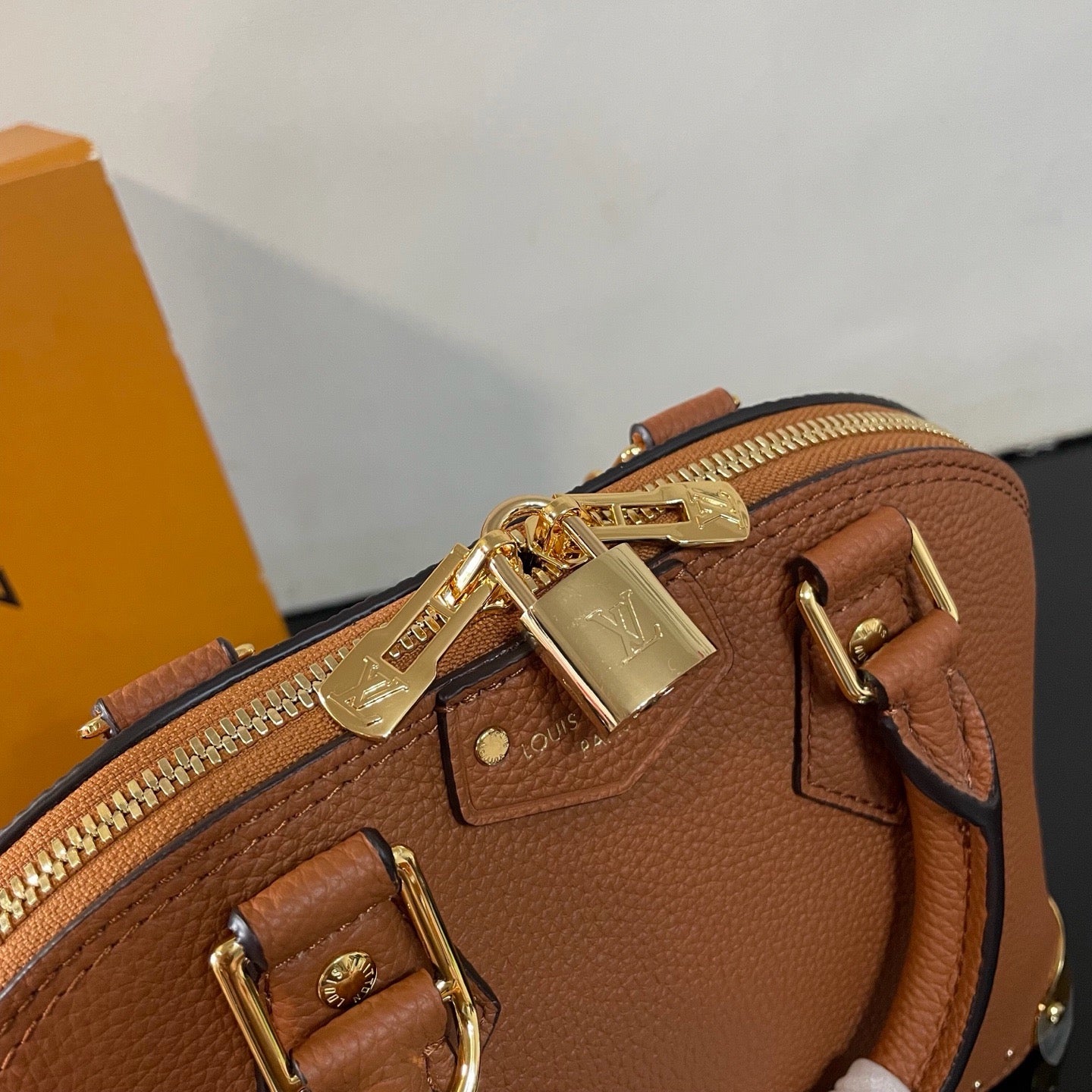 Black and Brown Bag
