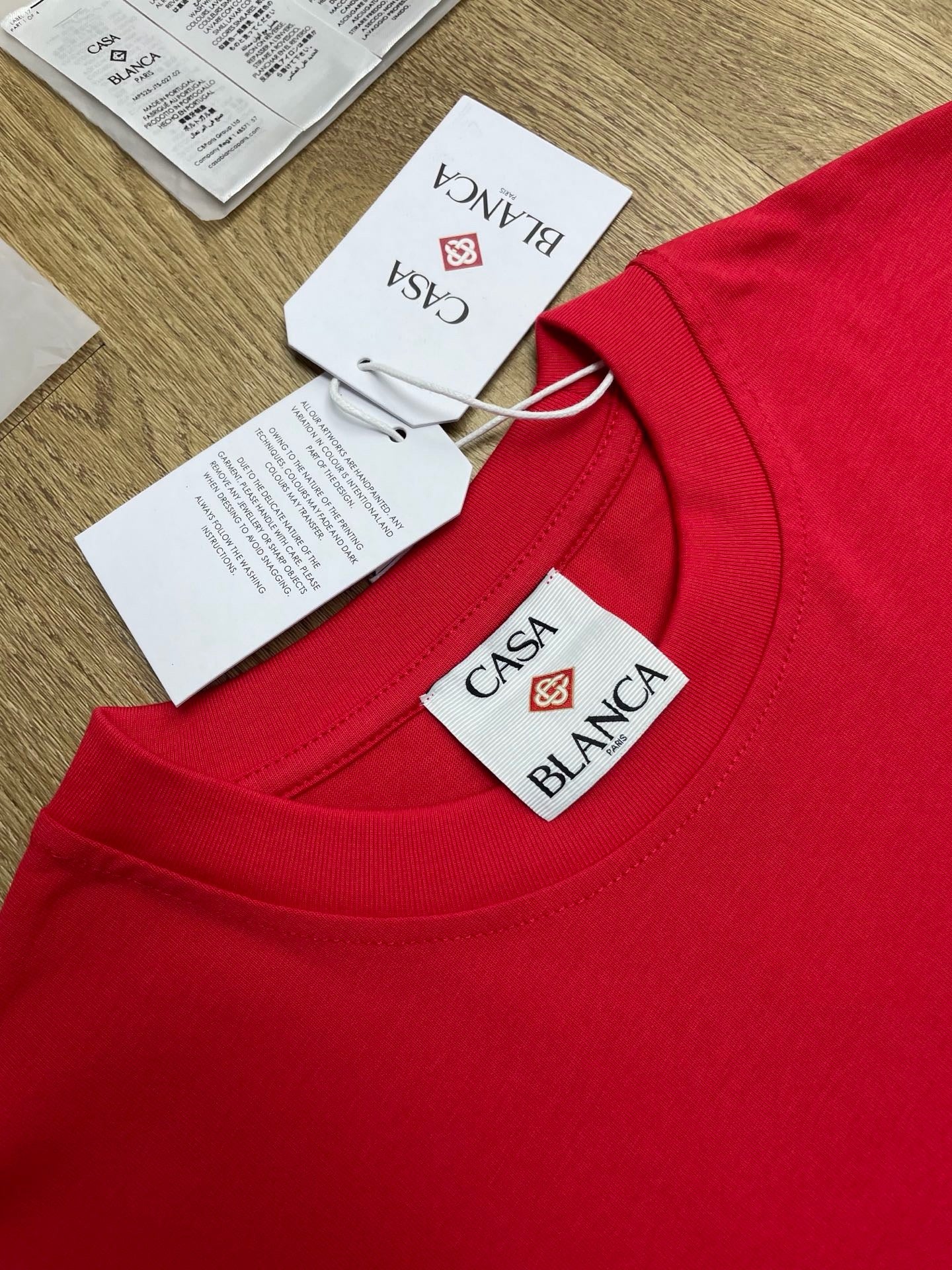 Red T-Shirt - FashionHype.xyz