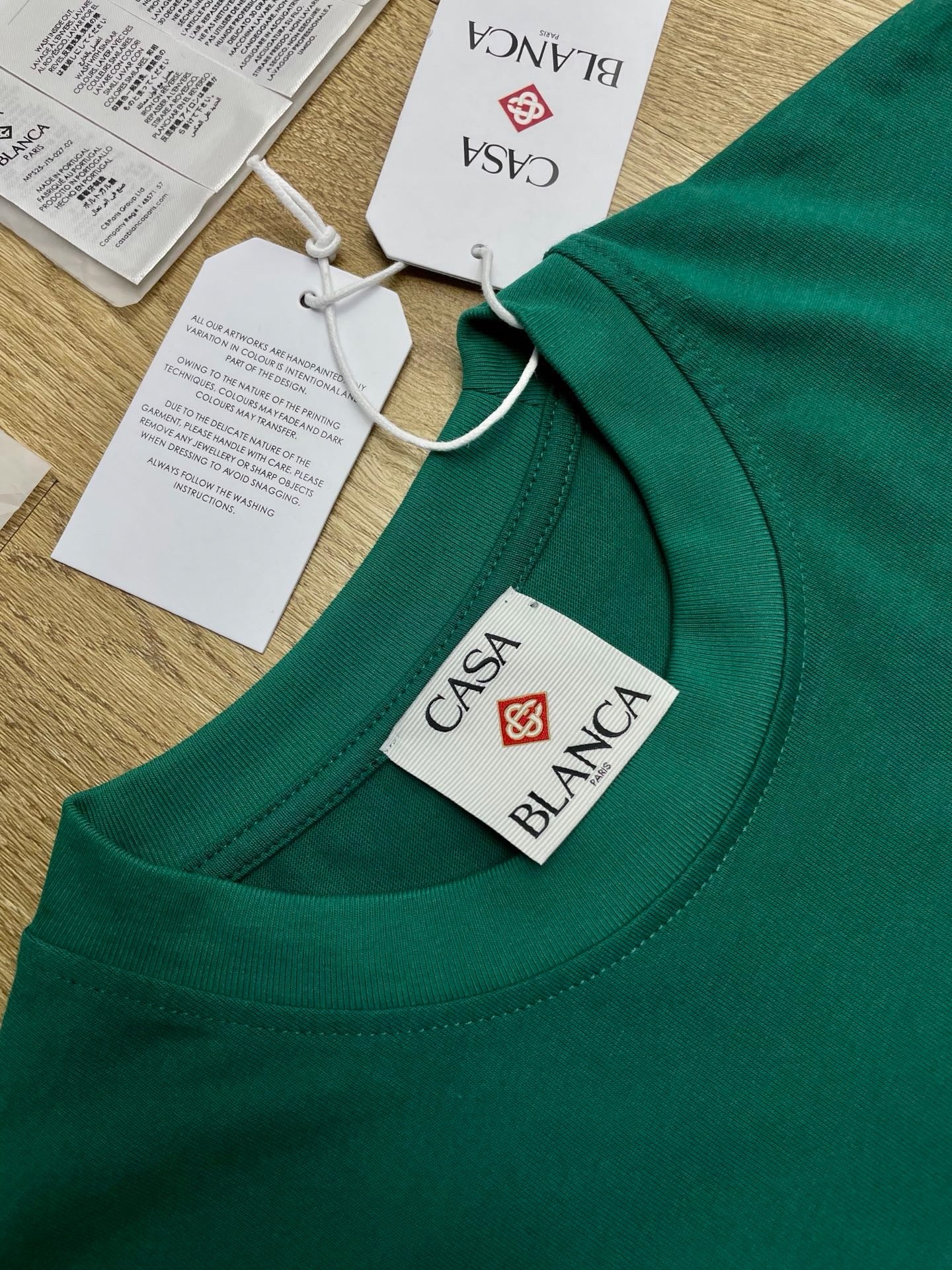 White and Dark green T-Shirt - FashionHype.xyz
