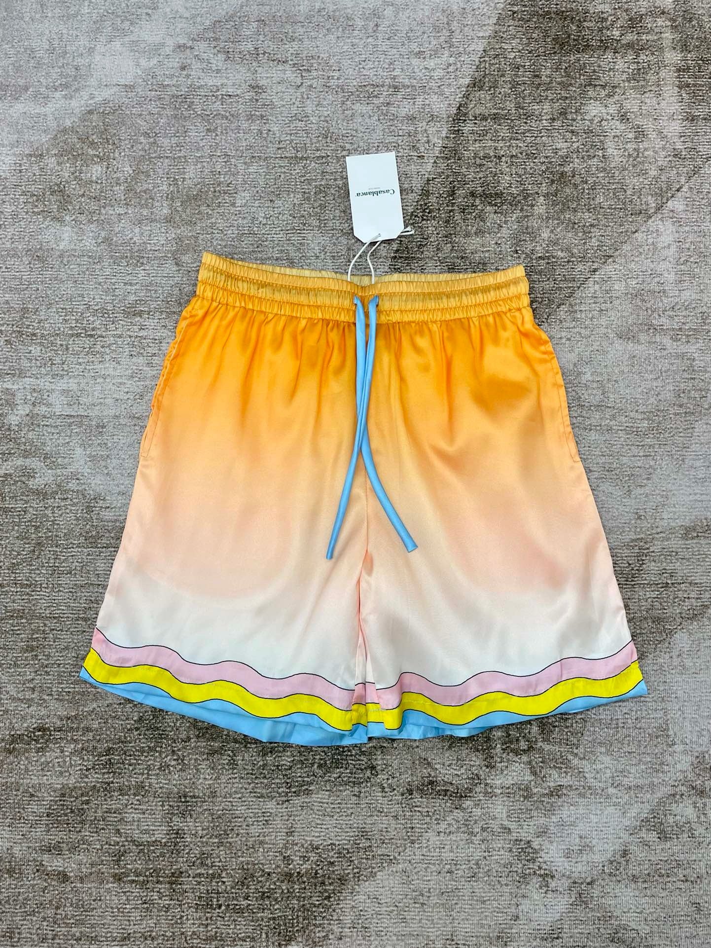 Multi-color Short