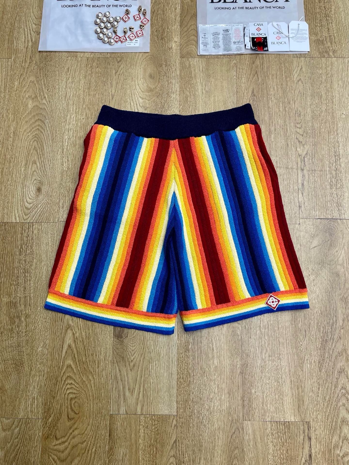 Multi-color Short
