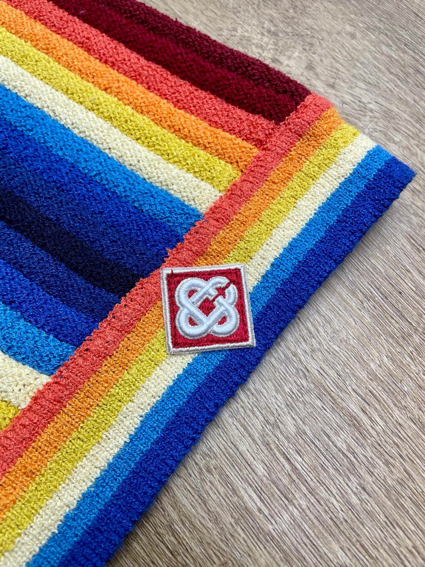 Multi-color Short