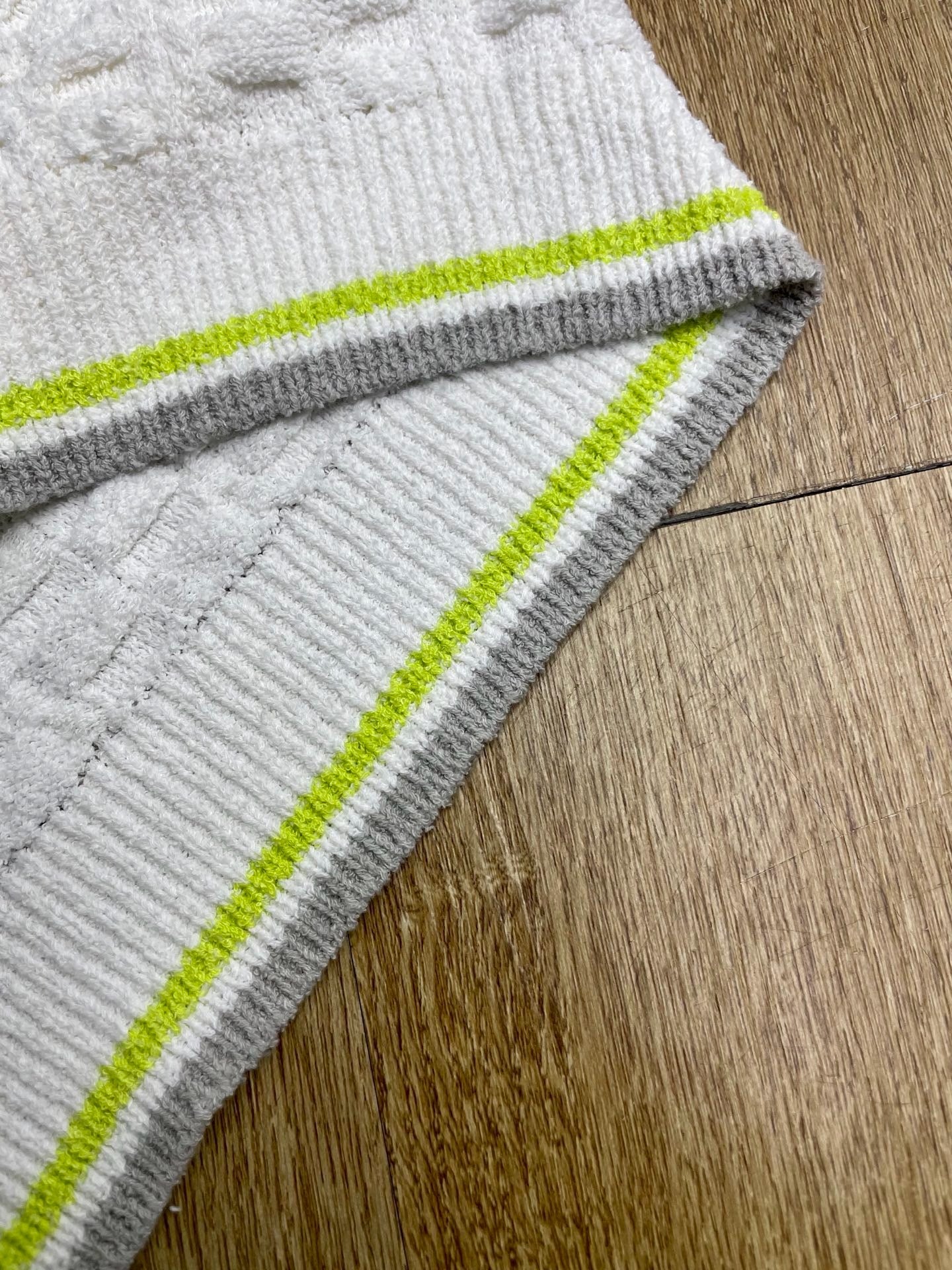 White Short