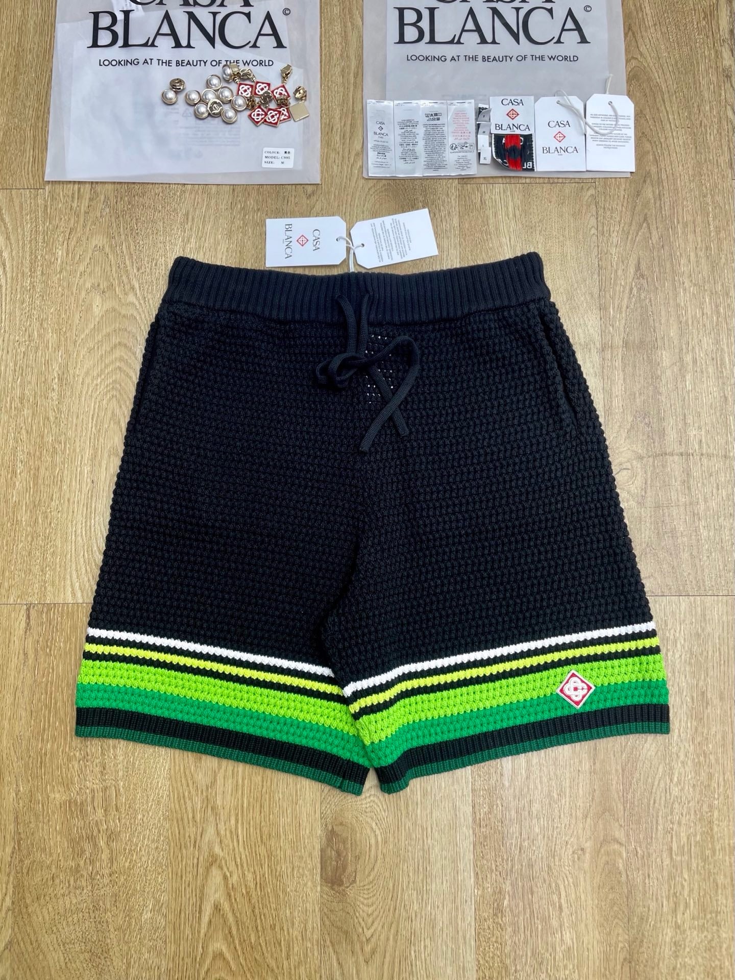 Multi-color Short