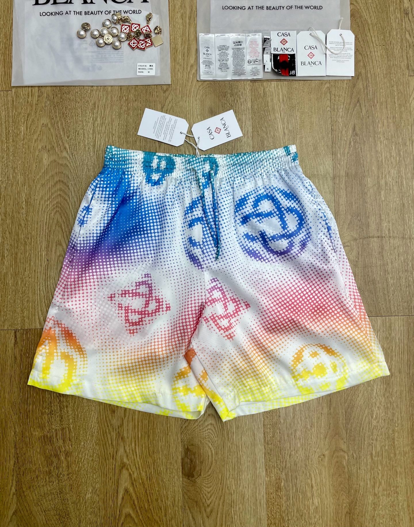 Multi-color Short