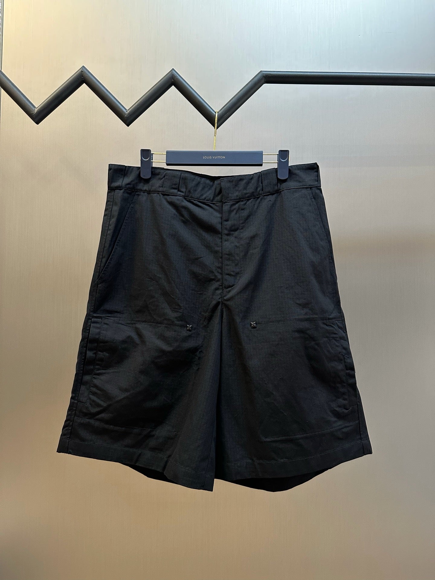 Black Short