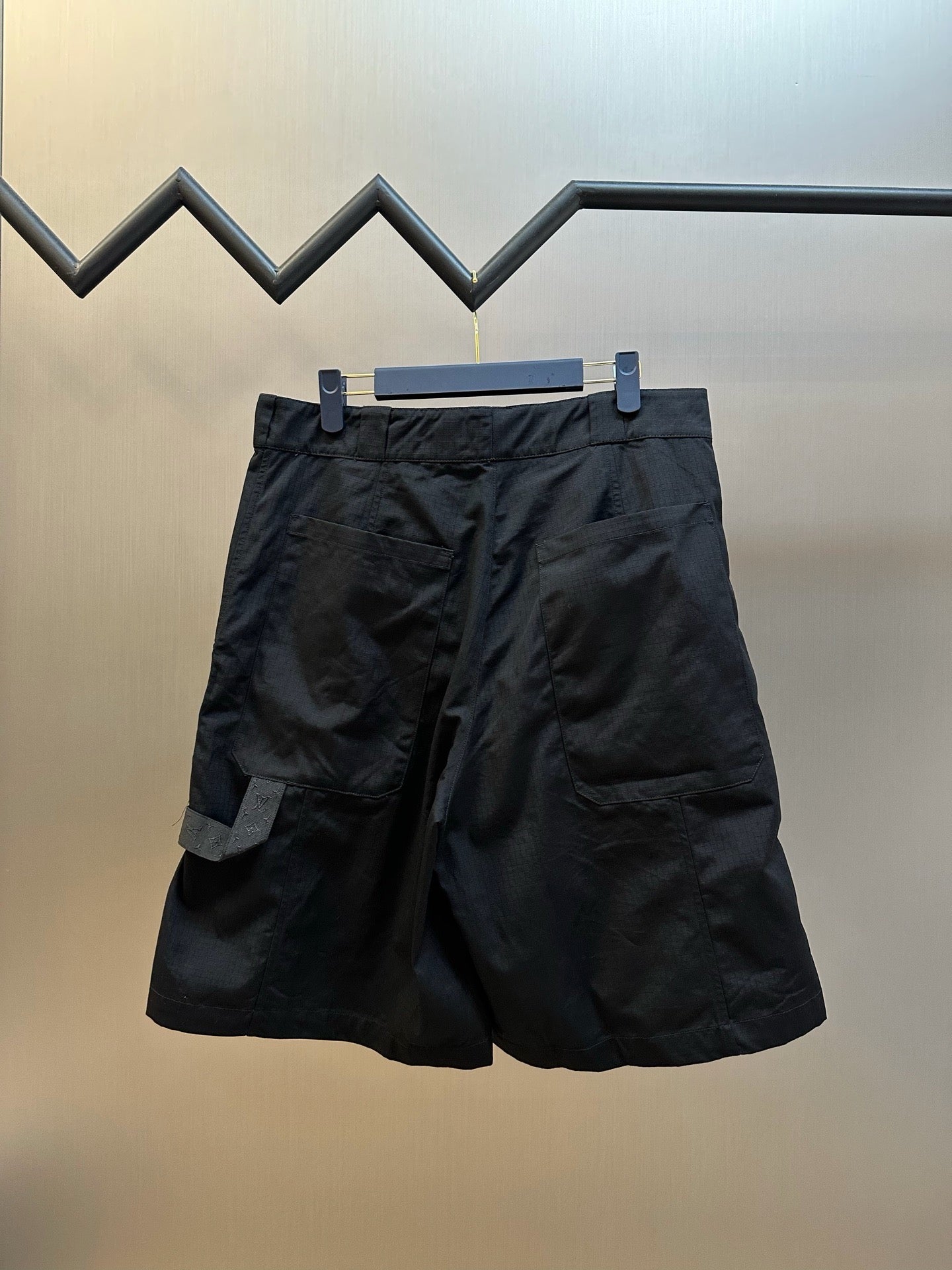 Black Short