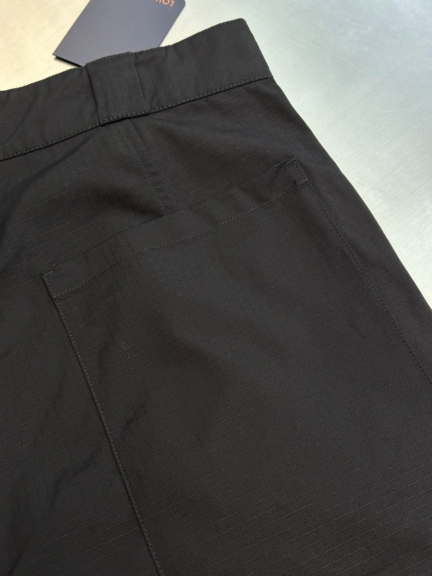 Black Short