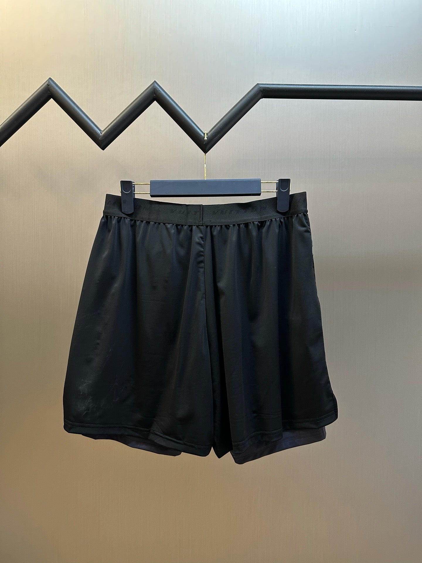 Black Short