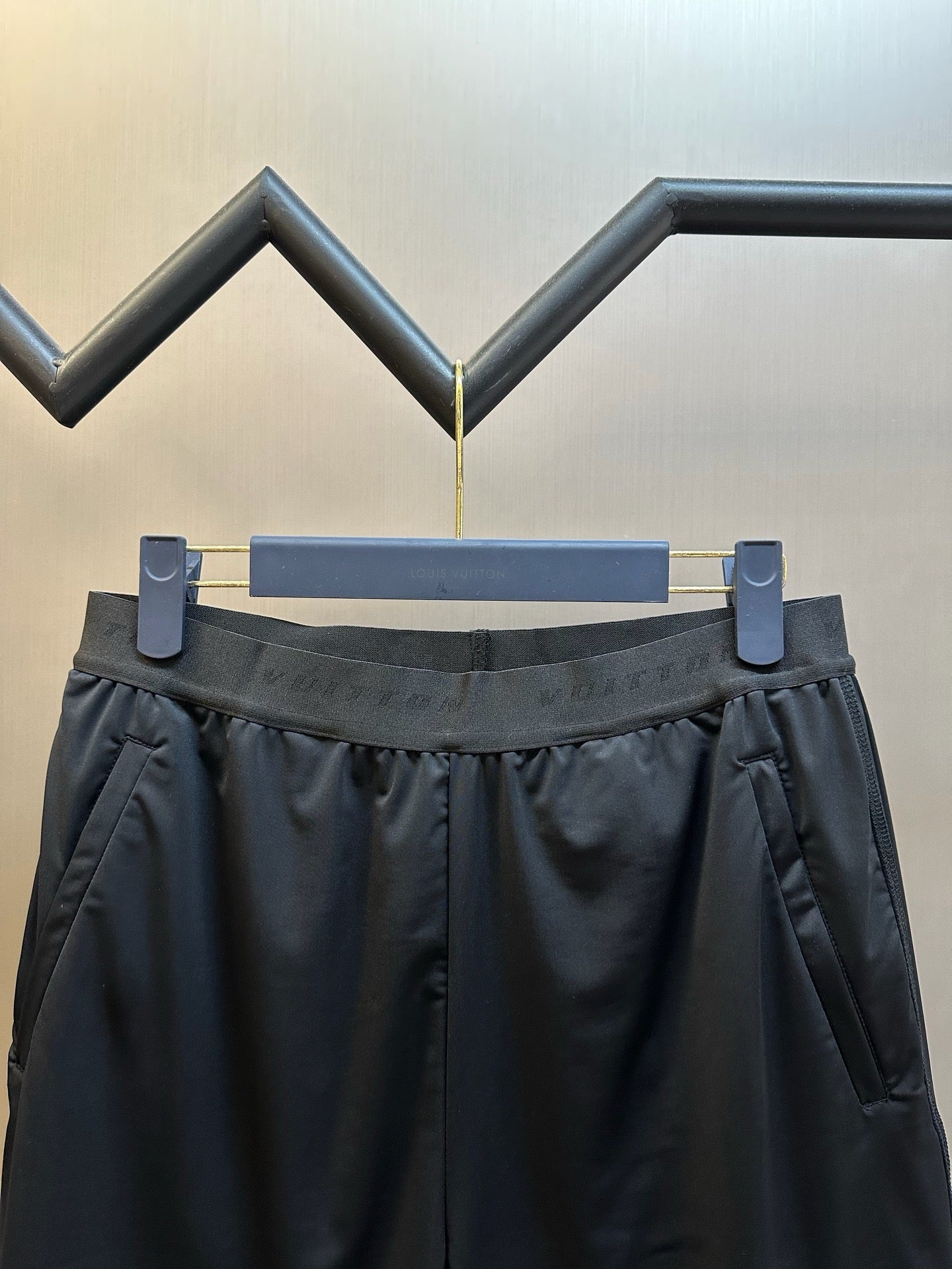 Black Short
