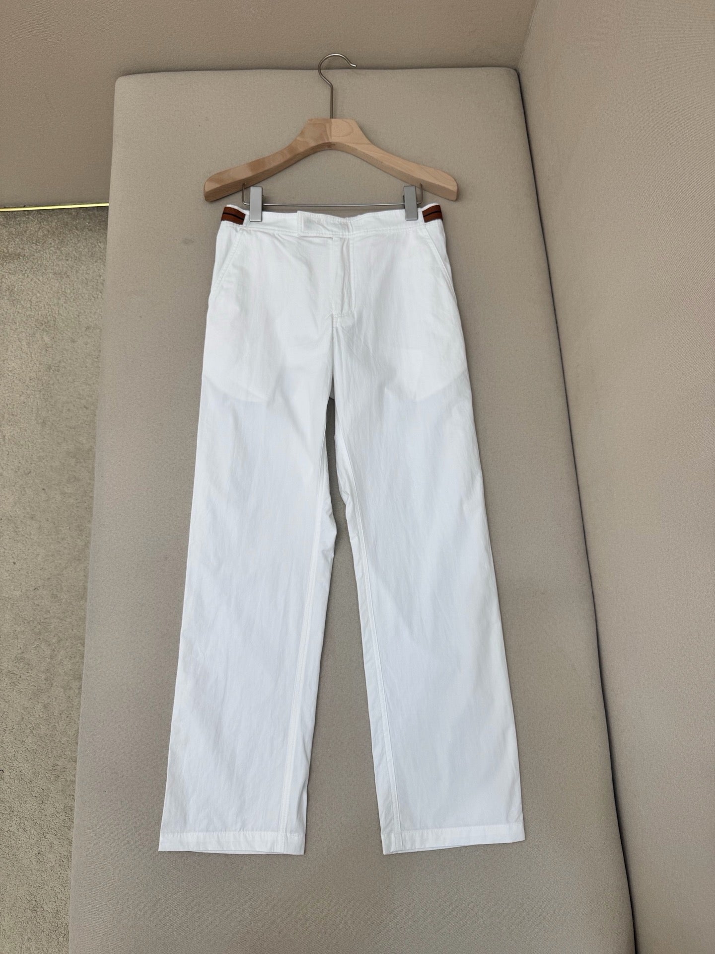White Pant