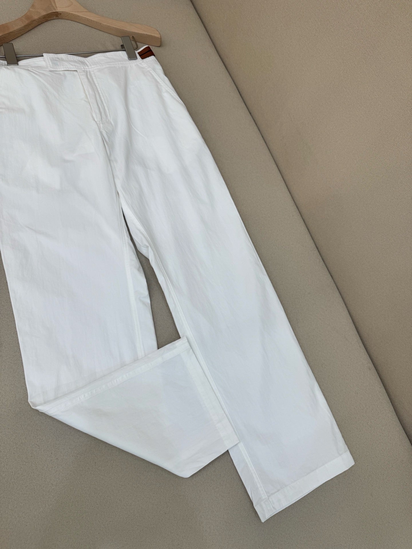 White Pant