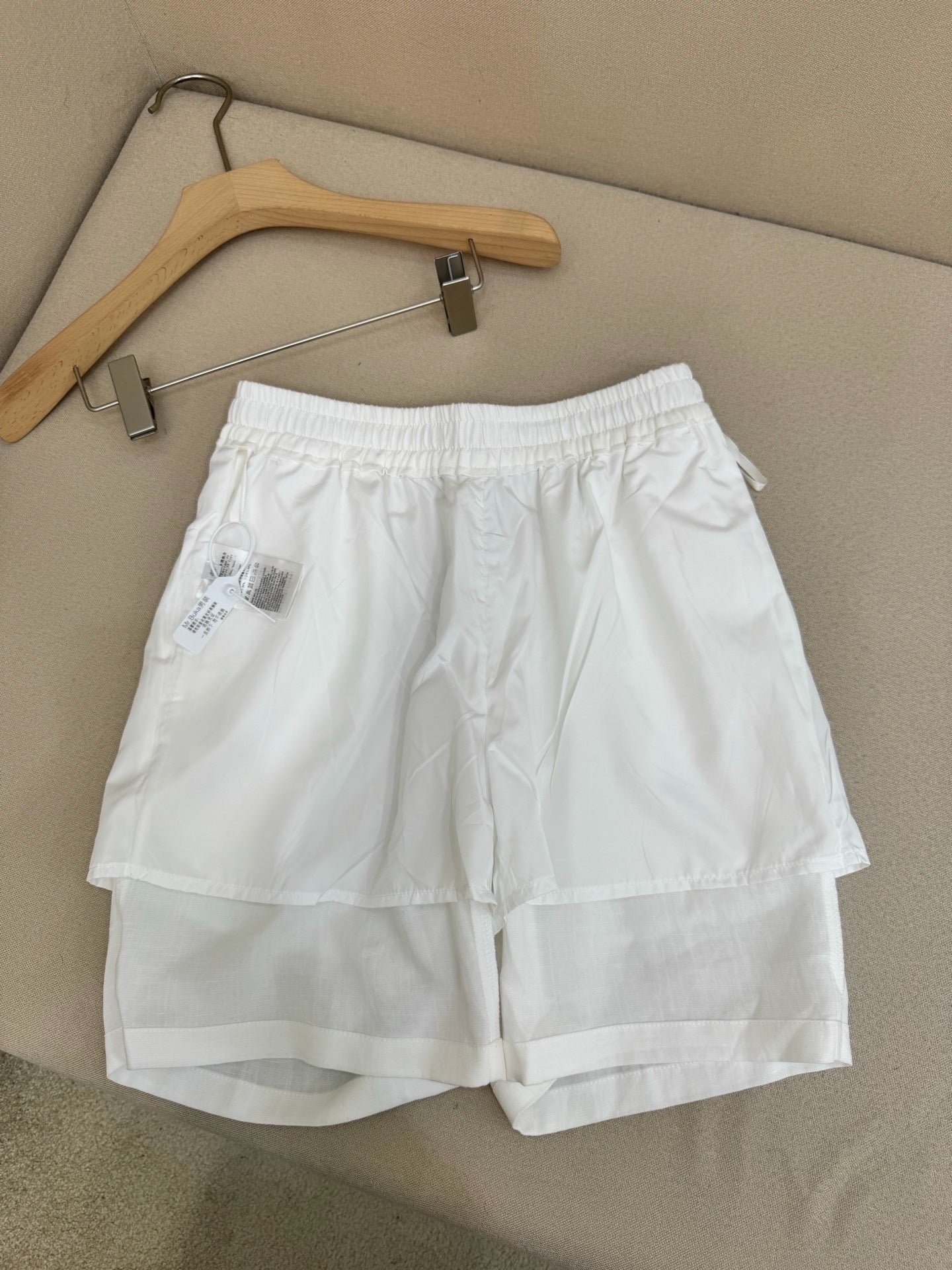 Multi-color Short
