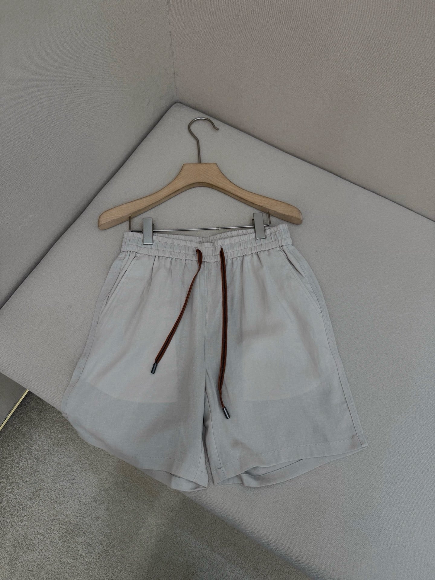Multi-color Short