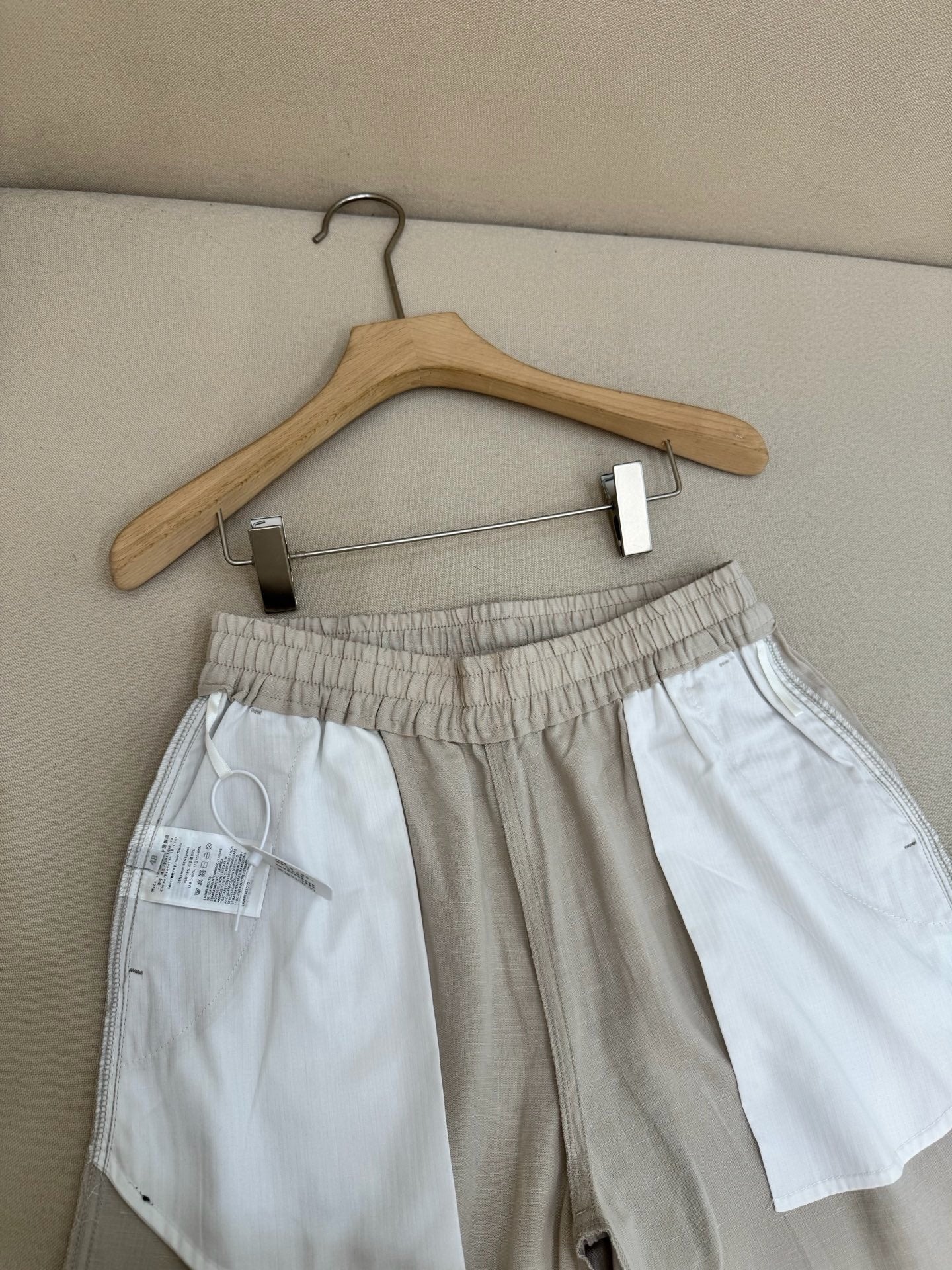 Multi-color Short
