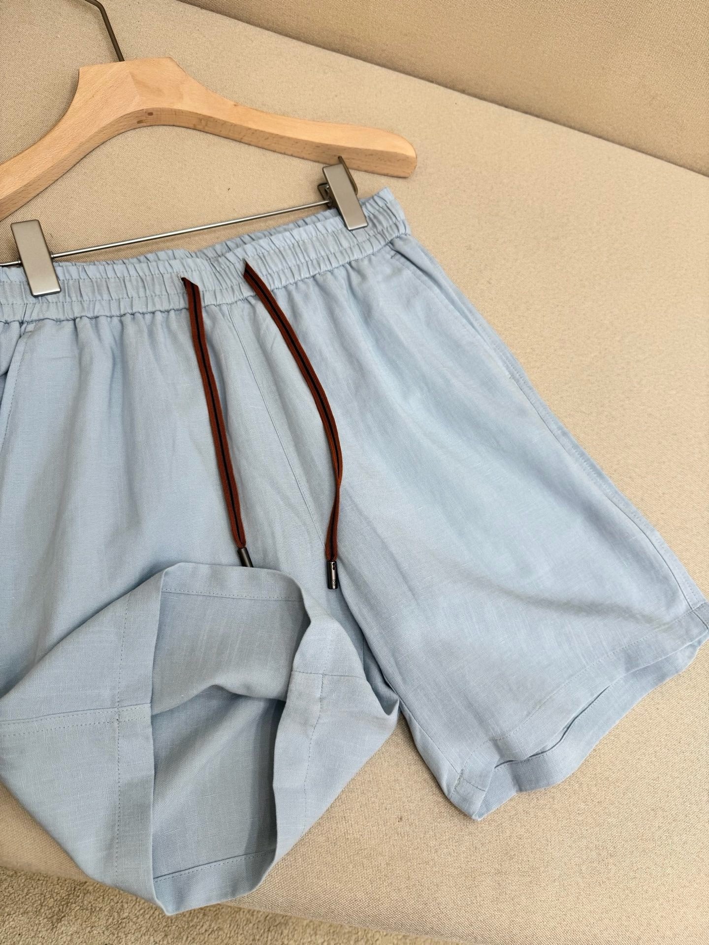 Multi-color Short