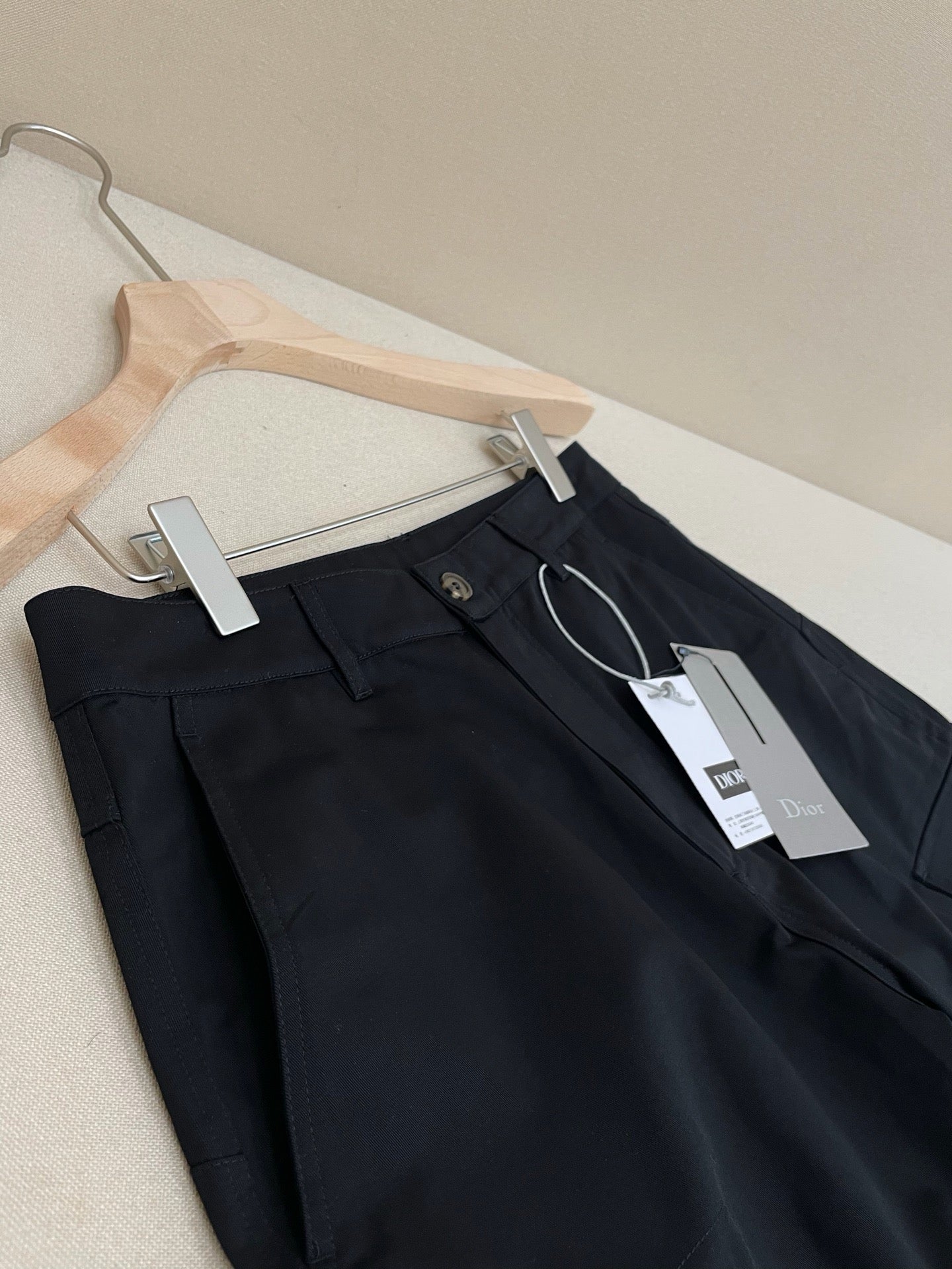 Black and Beige Short