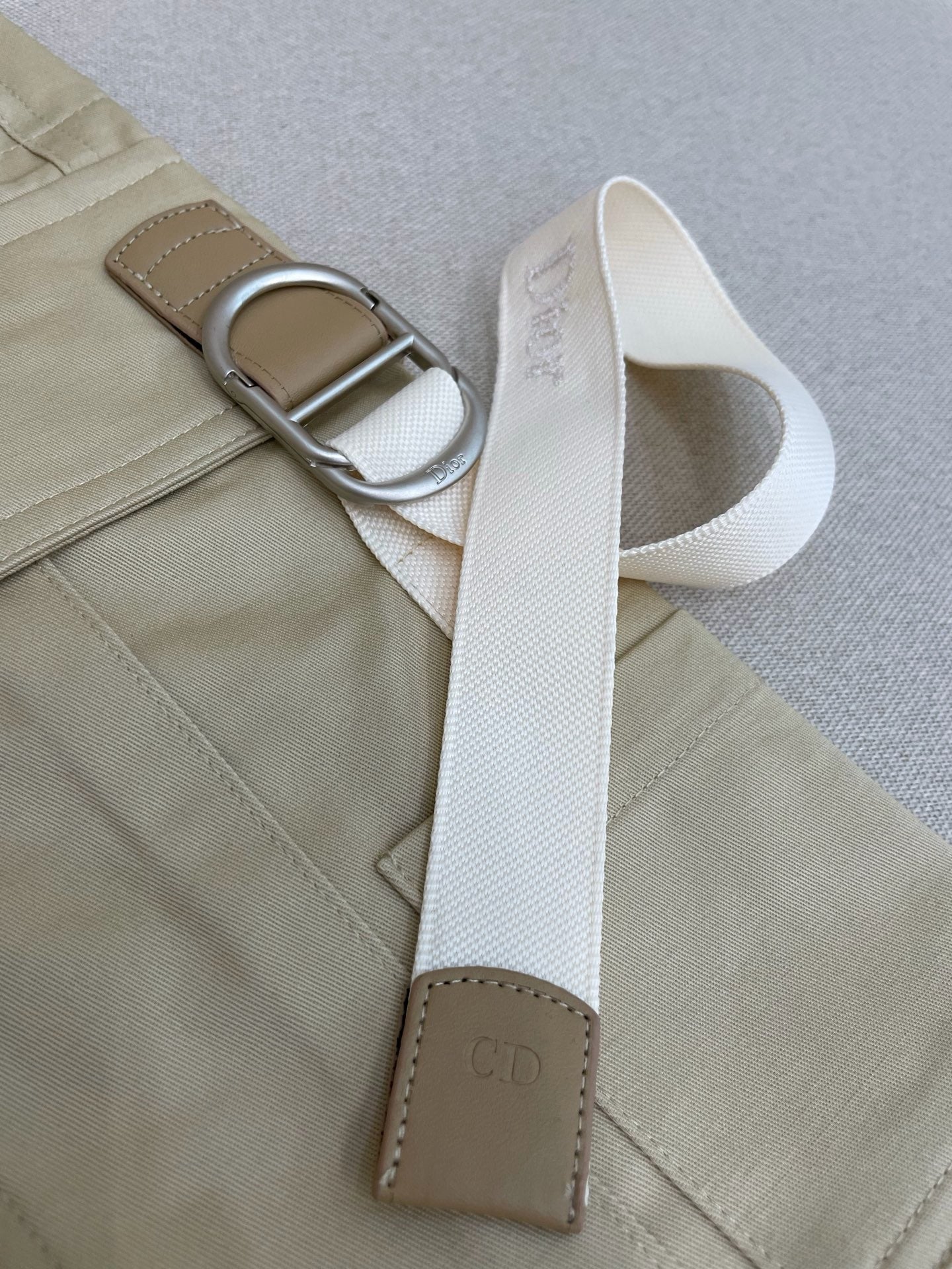 Black and Beige Short