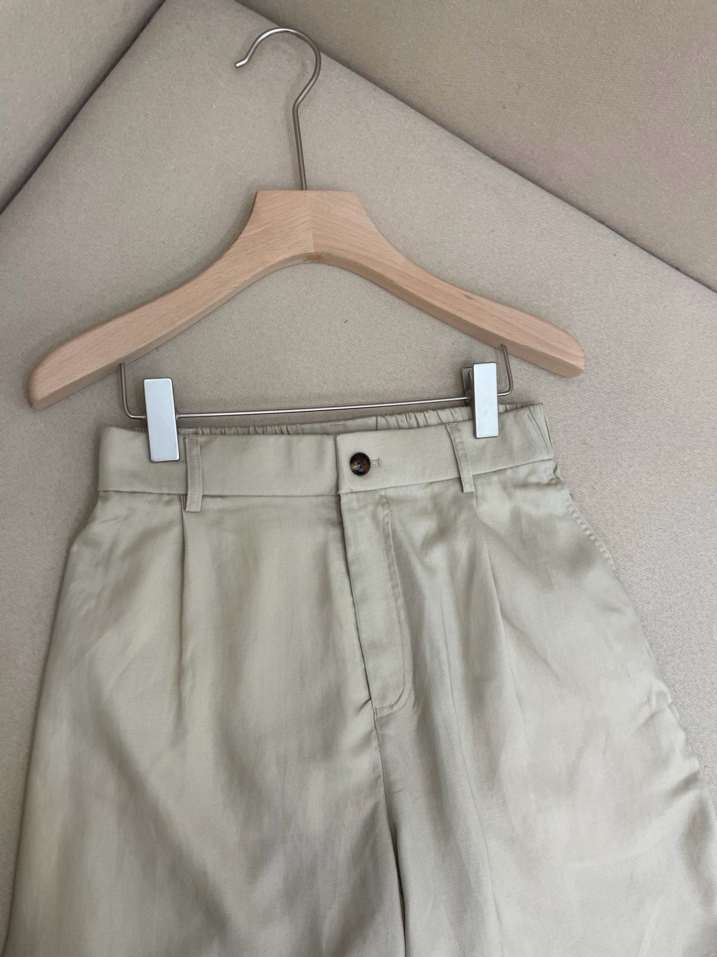 Multi-color Short