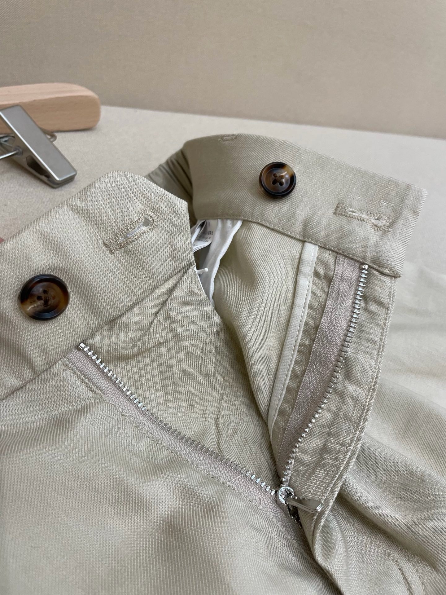 Multi-color Short