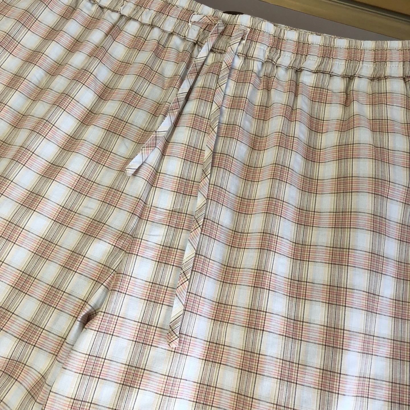Multi-color Short