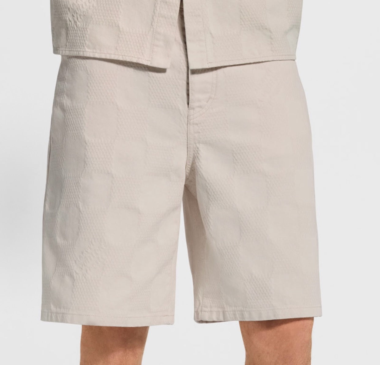 Off-white Short