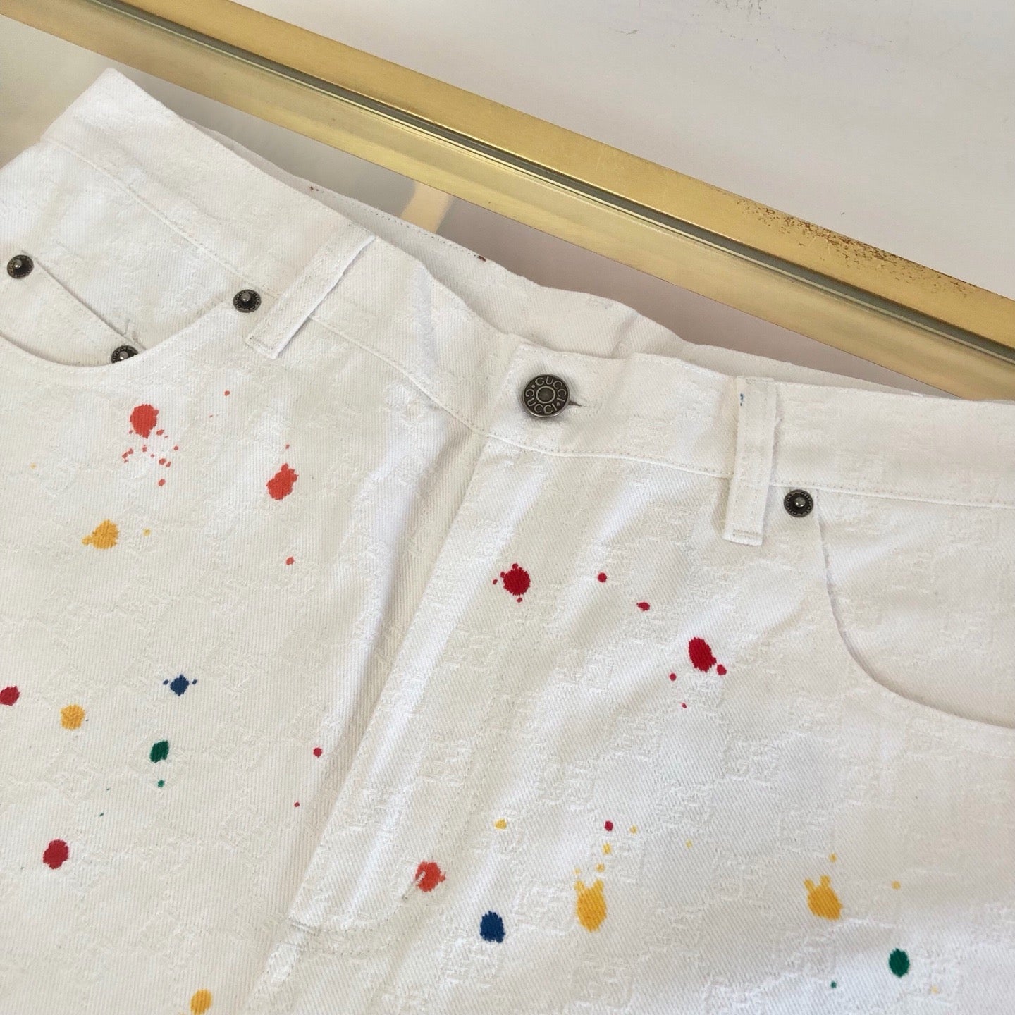 Multi-color Short